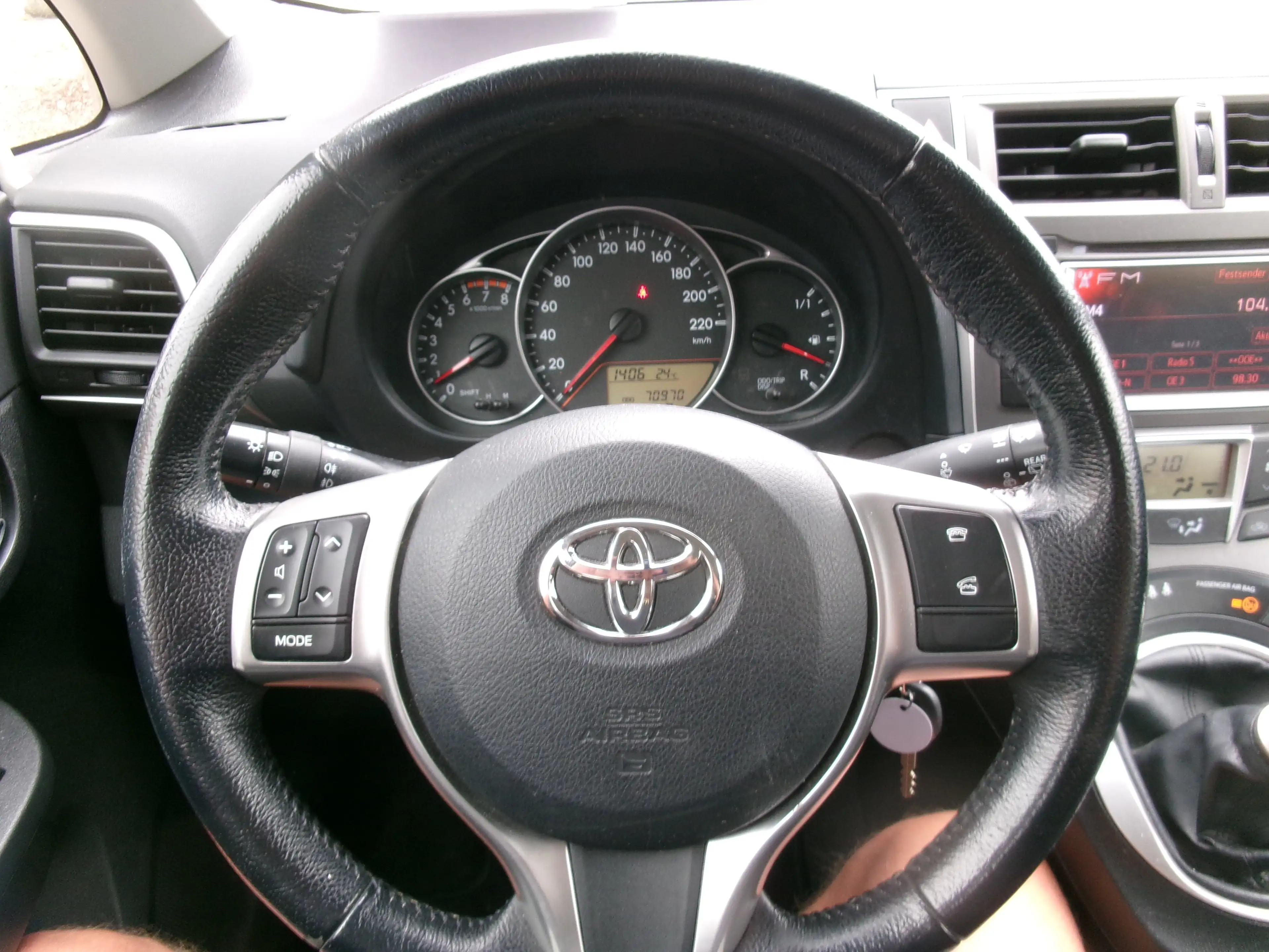 Toyota Verso-S Verso-S 1,33 dVVT-i Active — photo 14