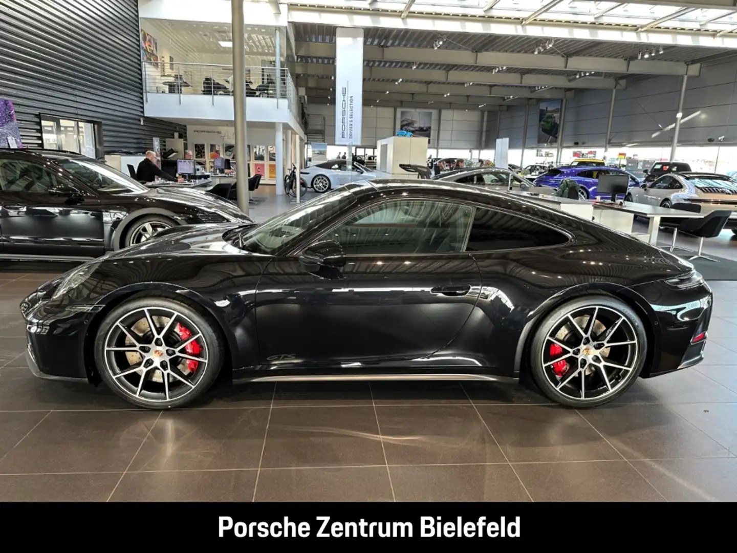 Porsche 992 911 Carrera GTS Burmester Surround-View LED Schwarz - 2