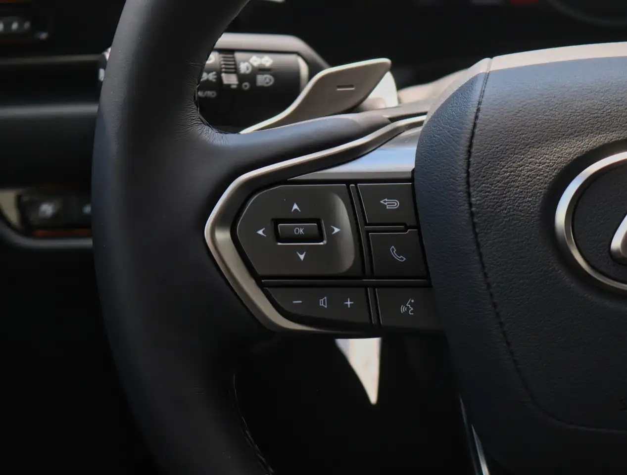 Lexus NX fotografie Lexus NX