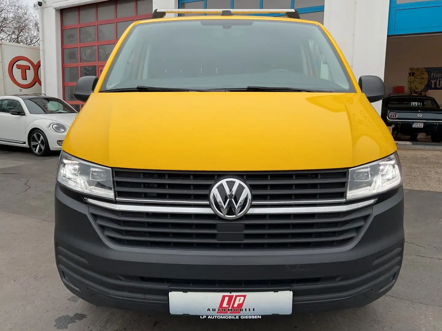 Volkswagen T6 Transporter T6.1 Transporter 2.0 TDI DSG Lang LED AHK Regal. Gelb - 2