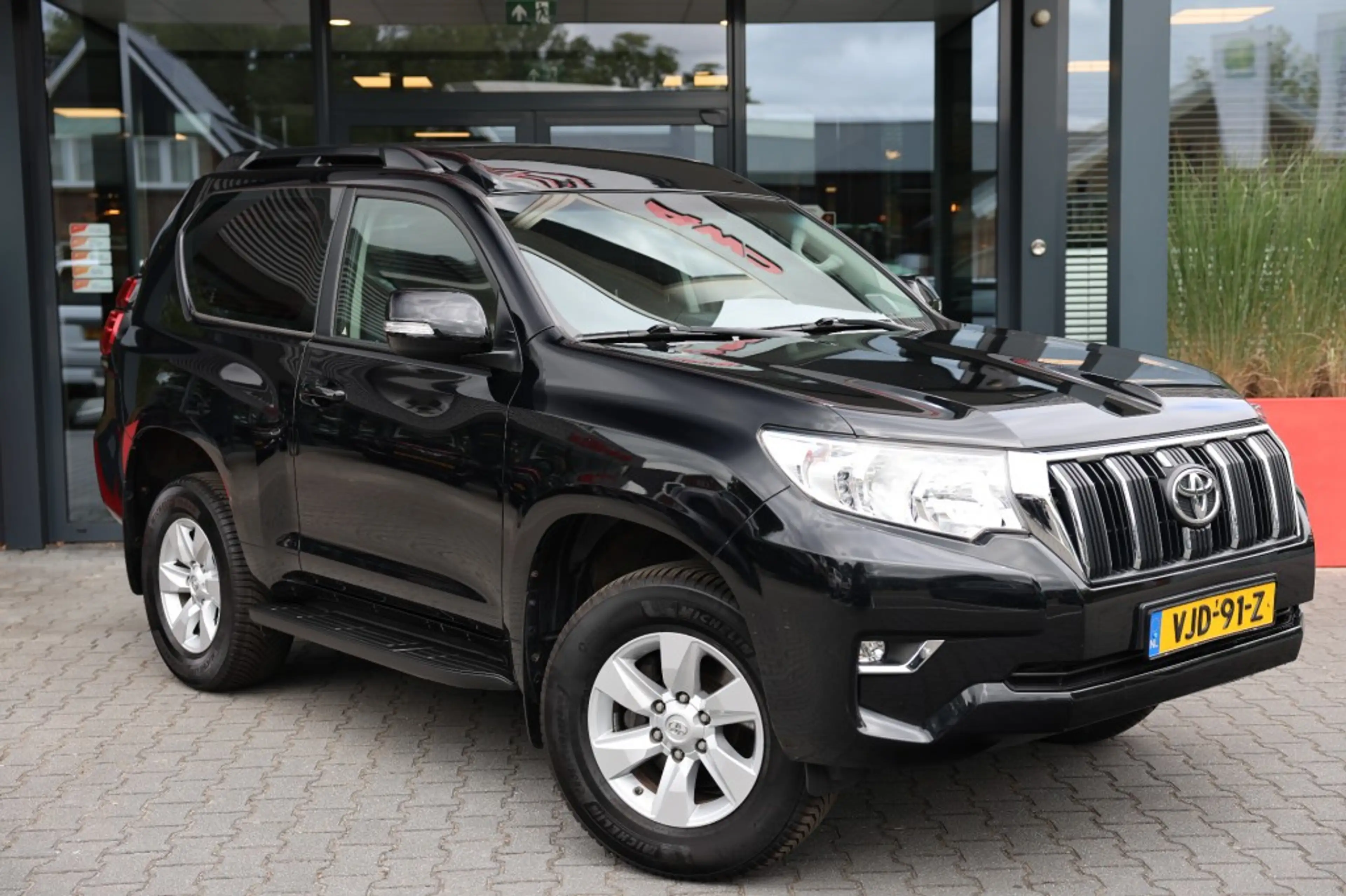 Toyota Land Cruiser 2.8 D-4D 3DRS CHALLENGER A/T VAN
