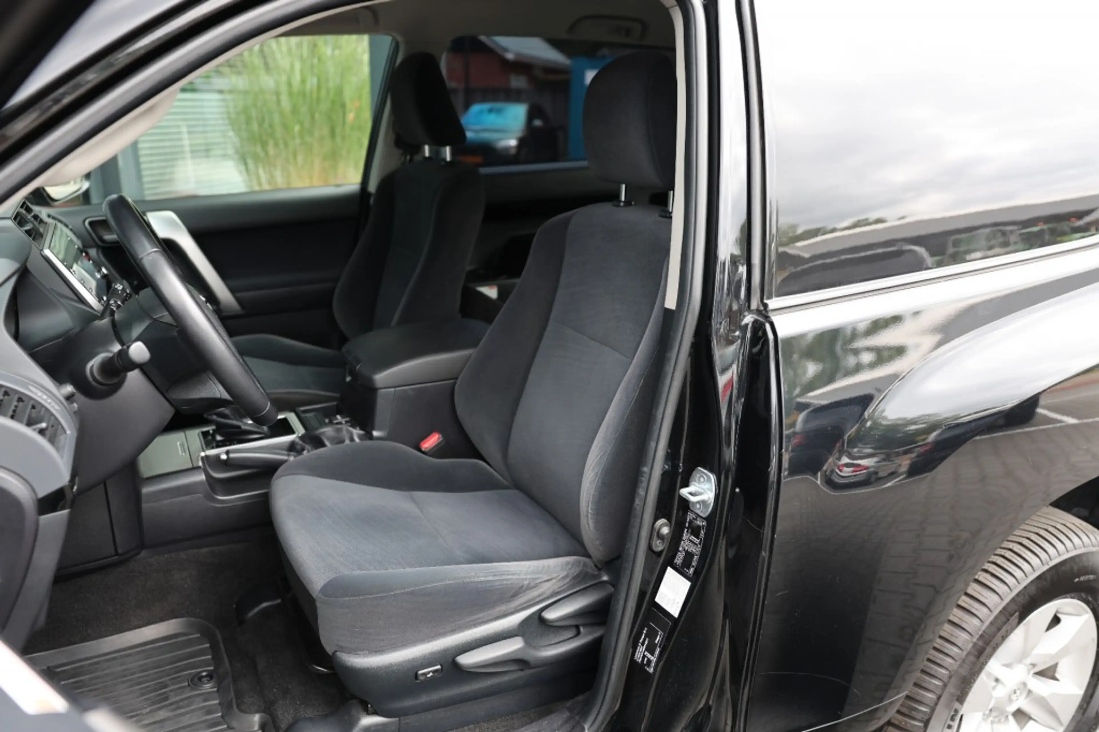 Toyota Land Cruiser 2.8 D-4D 3DRS CHALLENGER A/T VAN — photo 8