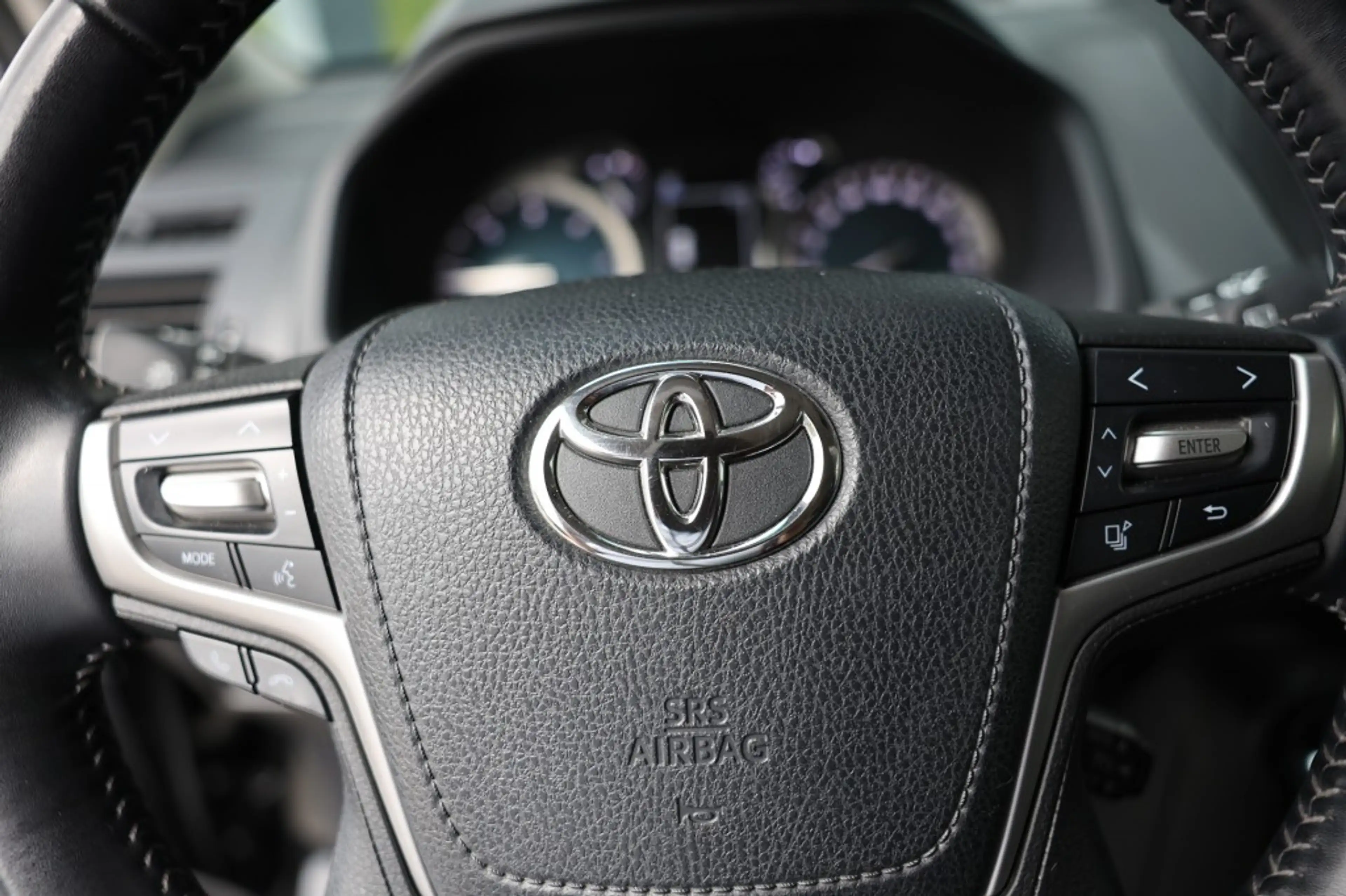 Toyota Land Cruiser 2.8 D-4D 3DRS CHALLENGER A/T VAN — photo 18