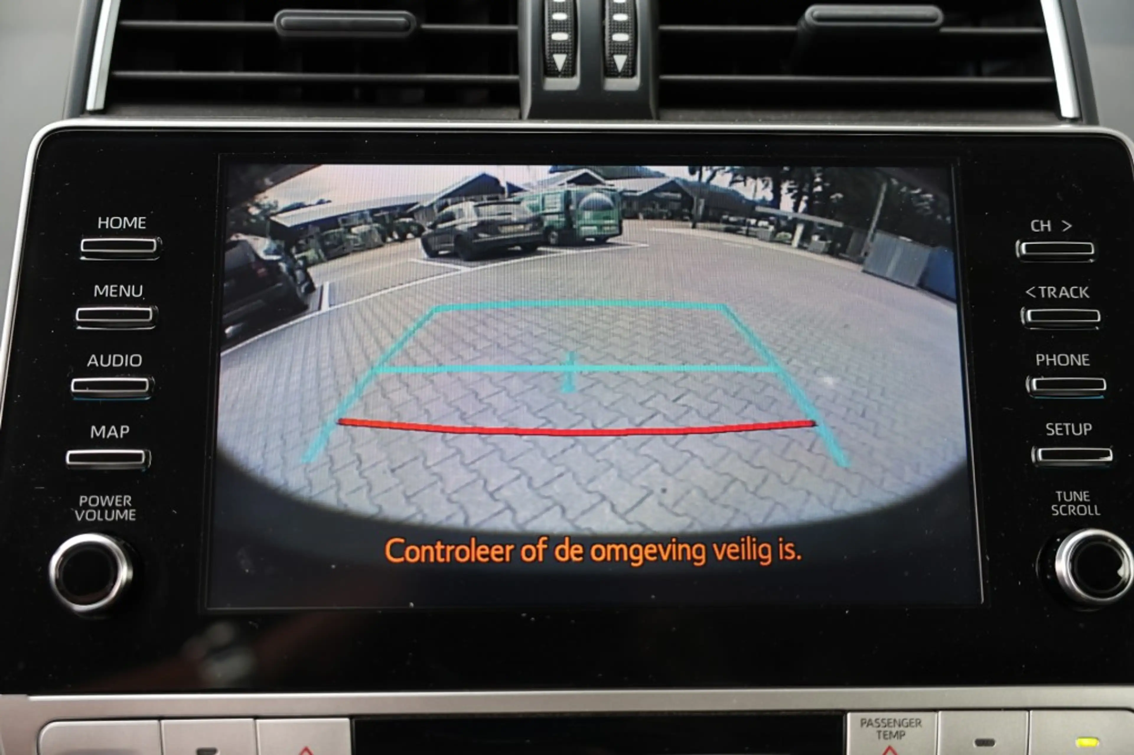 Toyota Land Cruiser 2.8 D-4D 3DRS CHALLENGER A/T VAN — photo 14
