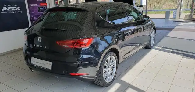 Seat Leon Leon view 5