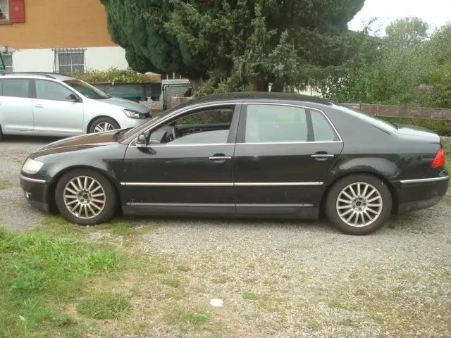 Volkswagen Phaeton Phaeton Diesel 3.0 V6 TDI DPF 4MOTION Automatik (5 Sitzer)