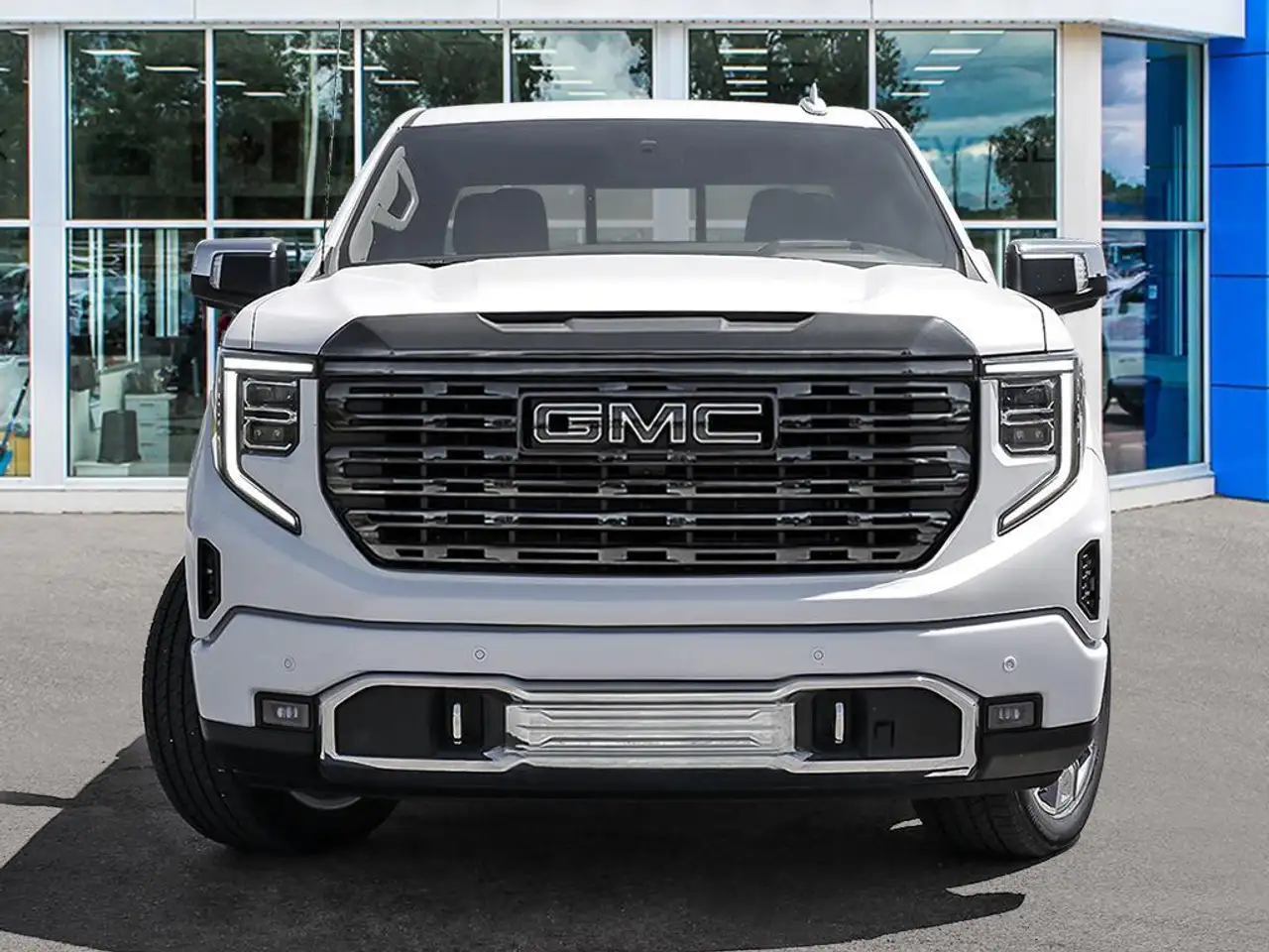 GMC Sierra 1500 снимка GMC Sierra 1500
