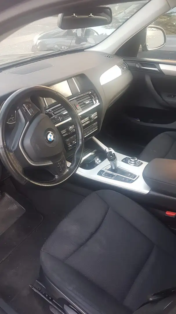 BMW X3 xdrive20d xLine auto Noir - 2