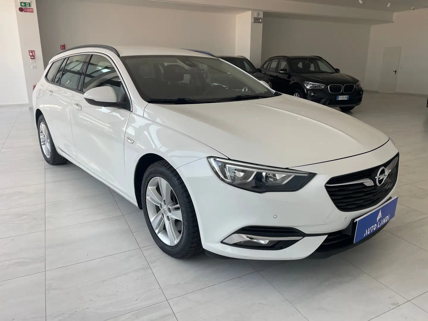 Opel Insignia Insignia Sports Tourer 1.6 cdti Business s Blanc - 2