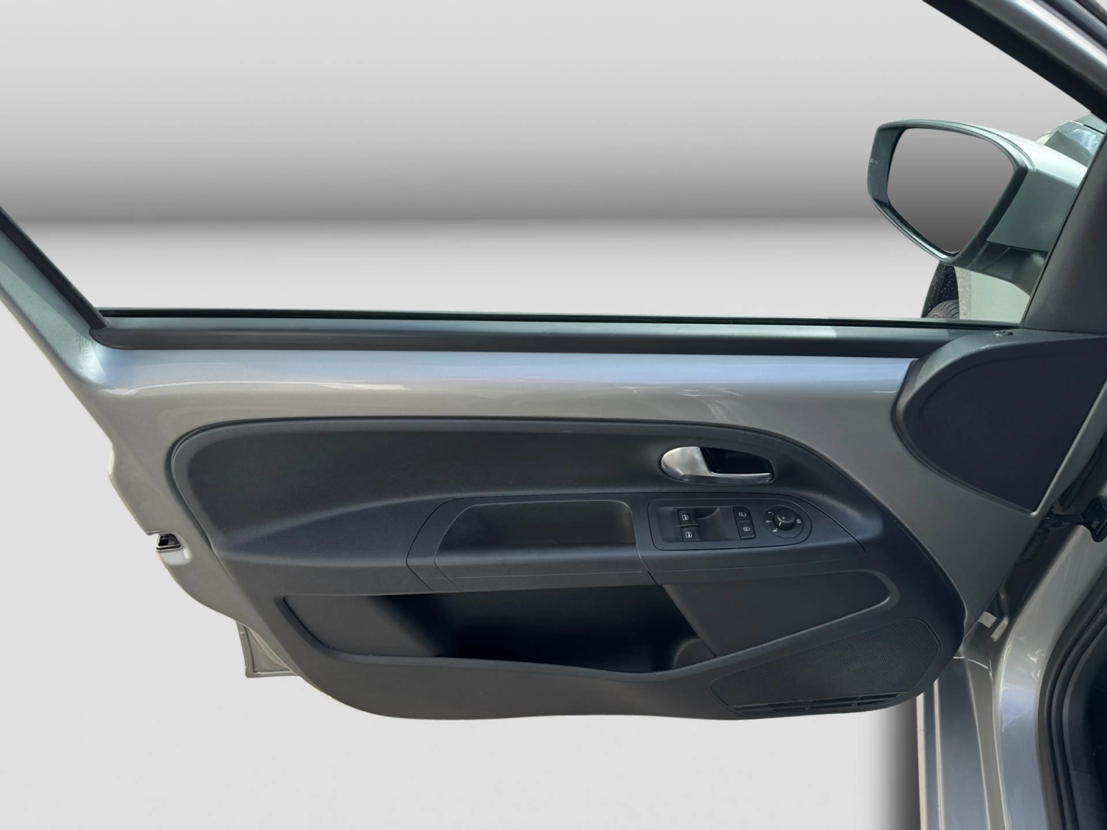 Volkswagen up! 1.0 move up! Kima maps+more — photo 14