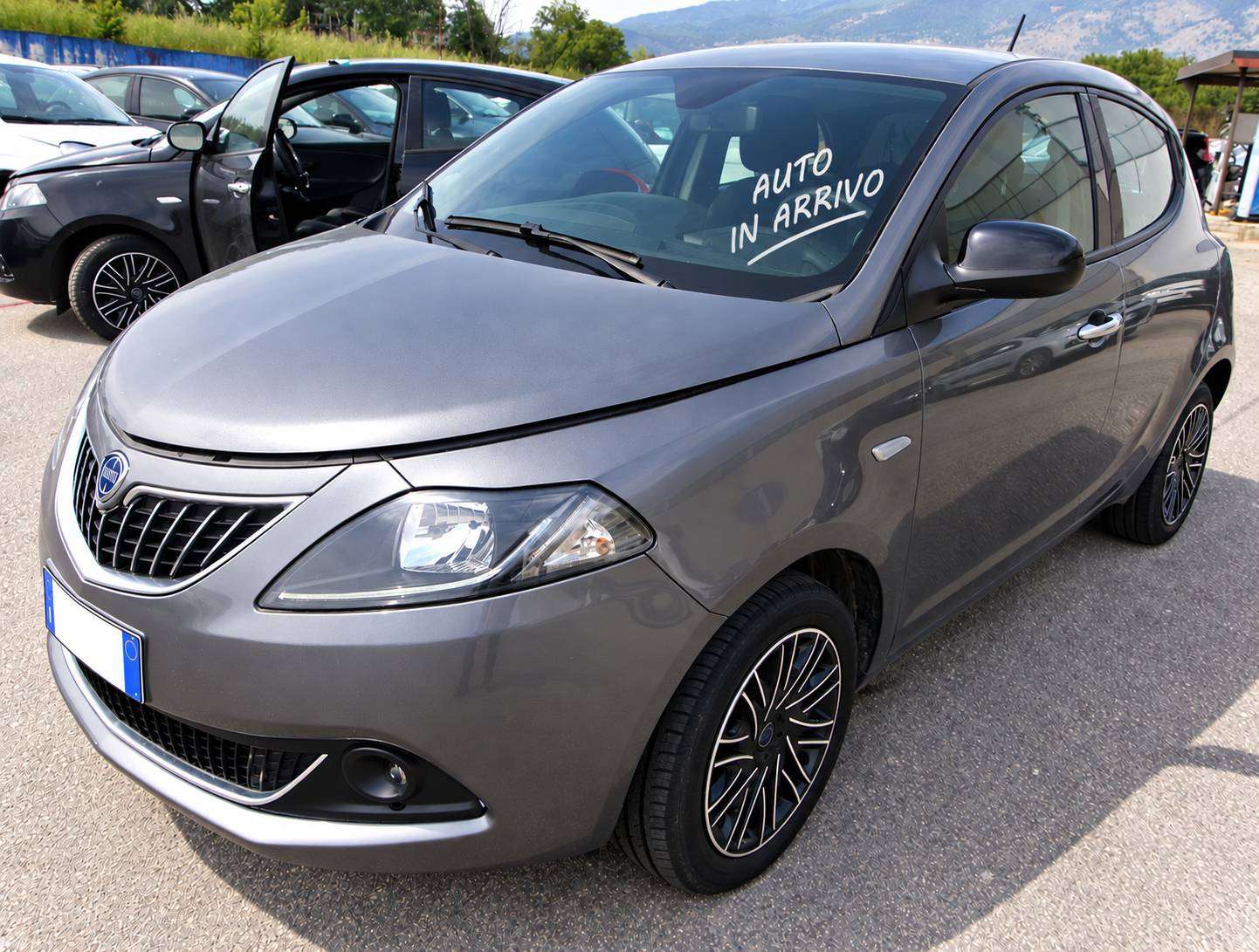 Lancia Ypsilon