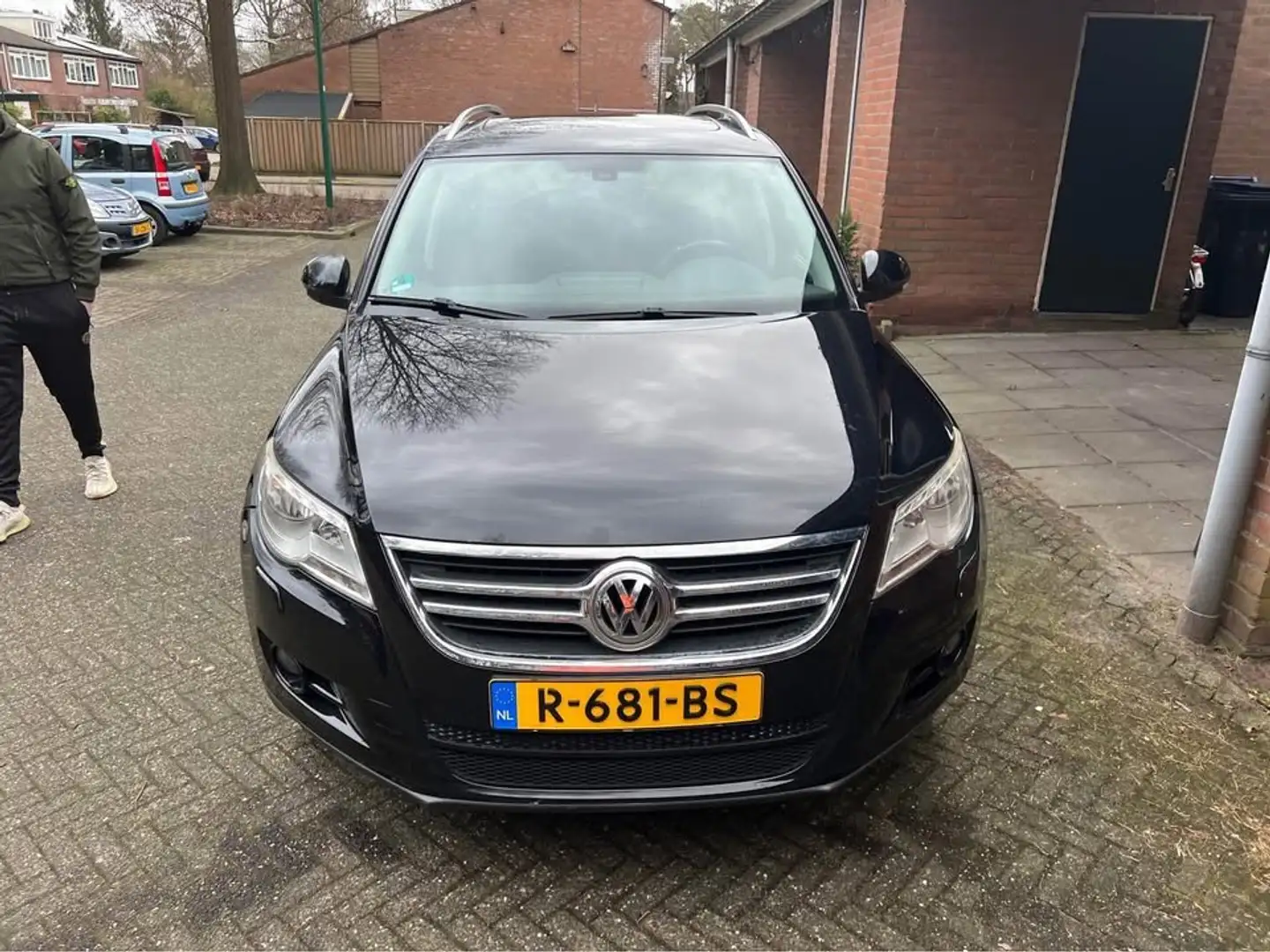 Volkswagen Tiguan Tiguan 1.4 TSI Sport Zwart - 1