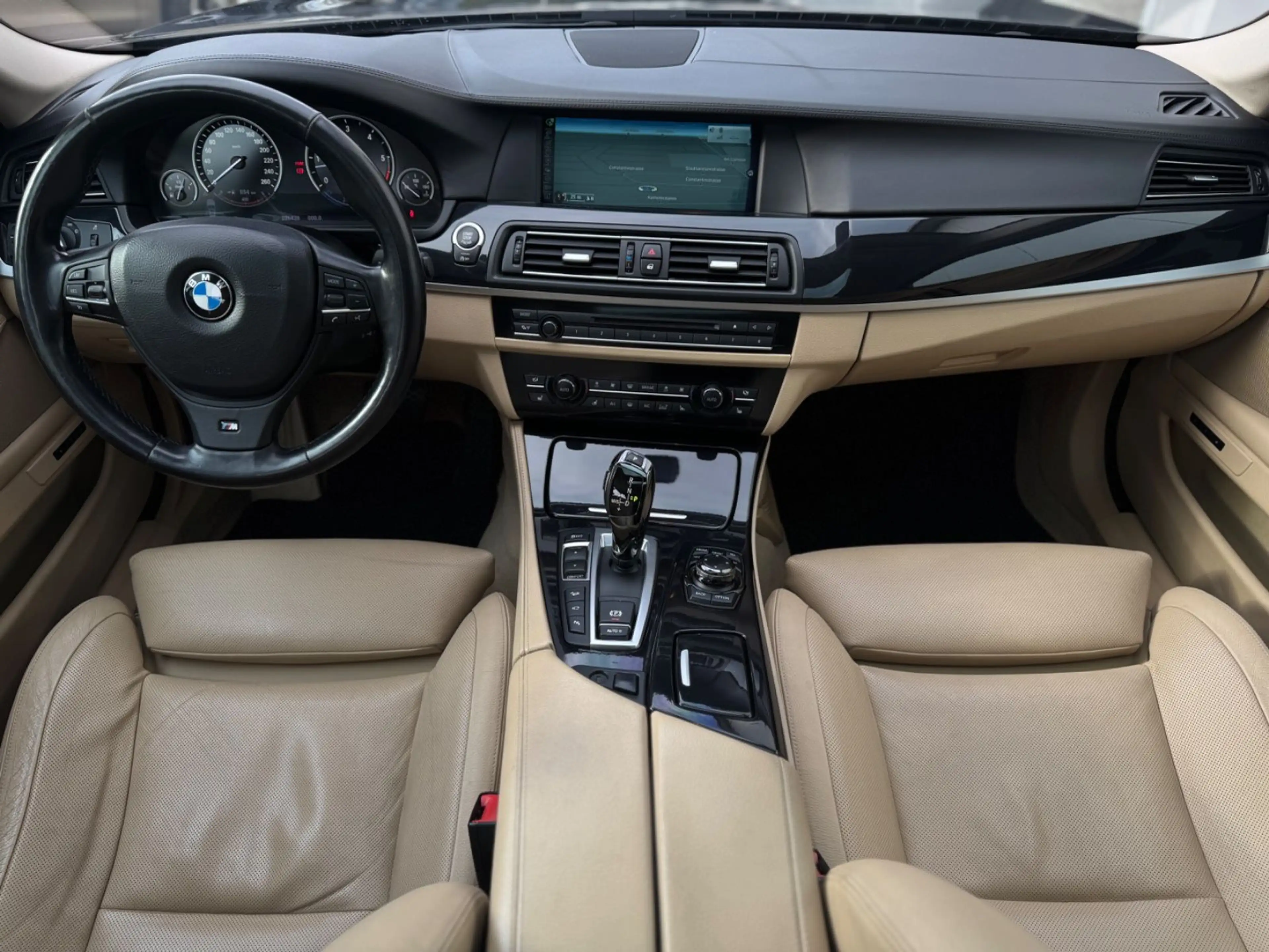 BMW 535 d xDrive BI-XENON*SOFTC*PANO*HUD*360*AHK — photo 10