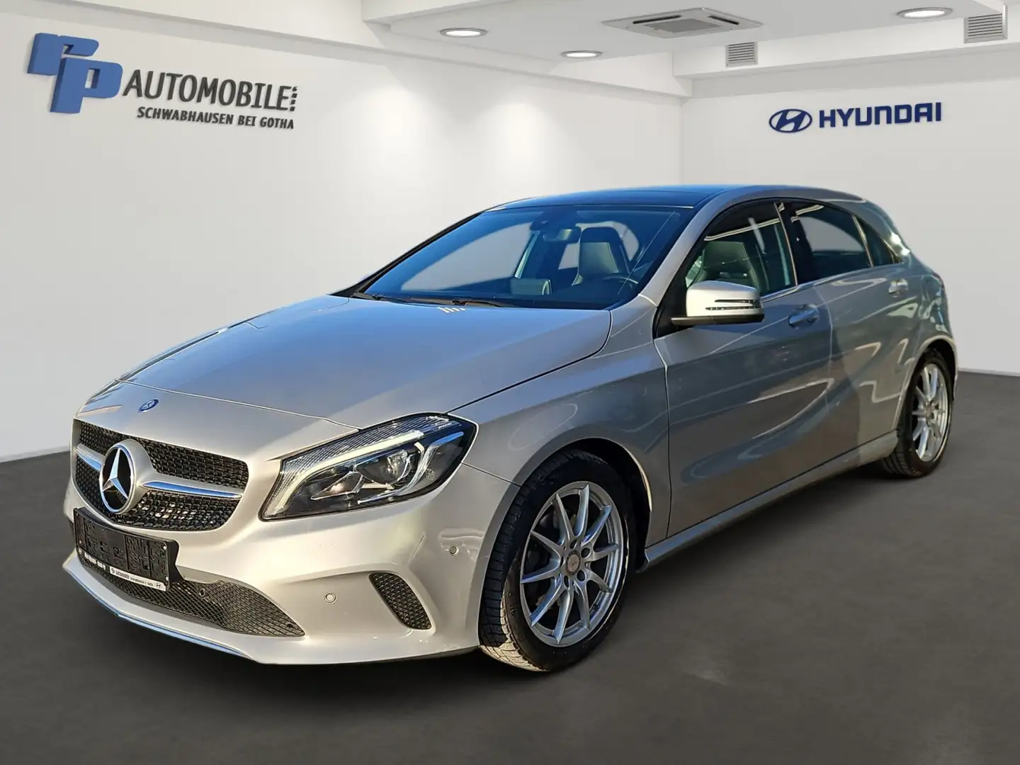 Mercedes-Benz A 200 A 200 Urban Argent - 1