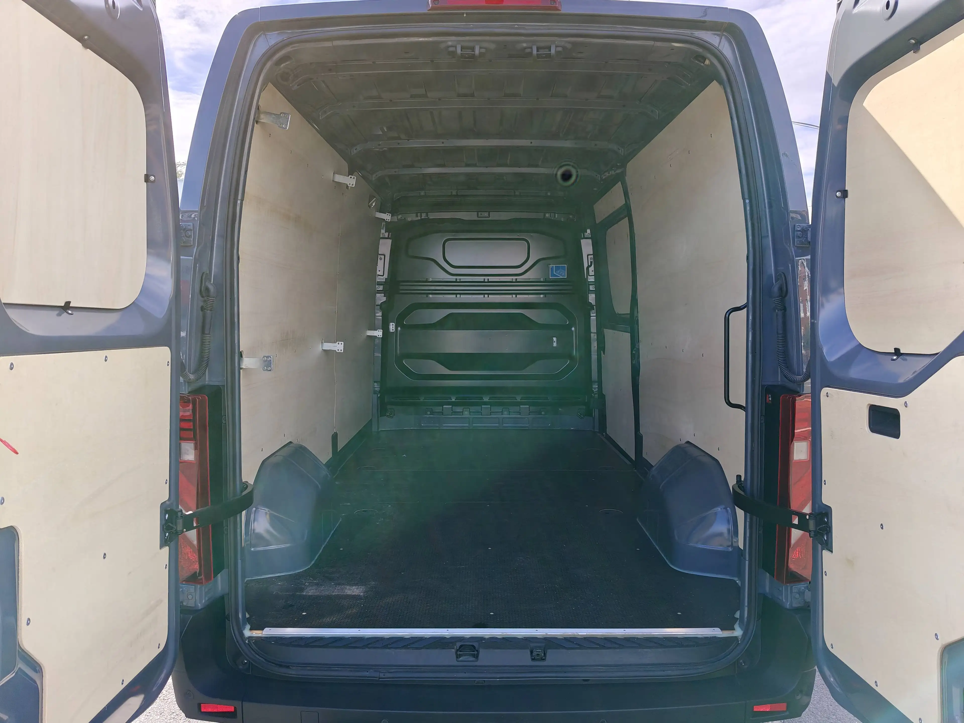 Nissan Interstar 2.0 DCI 150CV L3H2 *CARPLAY*CARGO PACK*ATTACHE REMORQUE*REPOSE PIEDS — photo 8