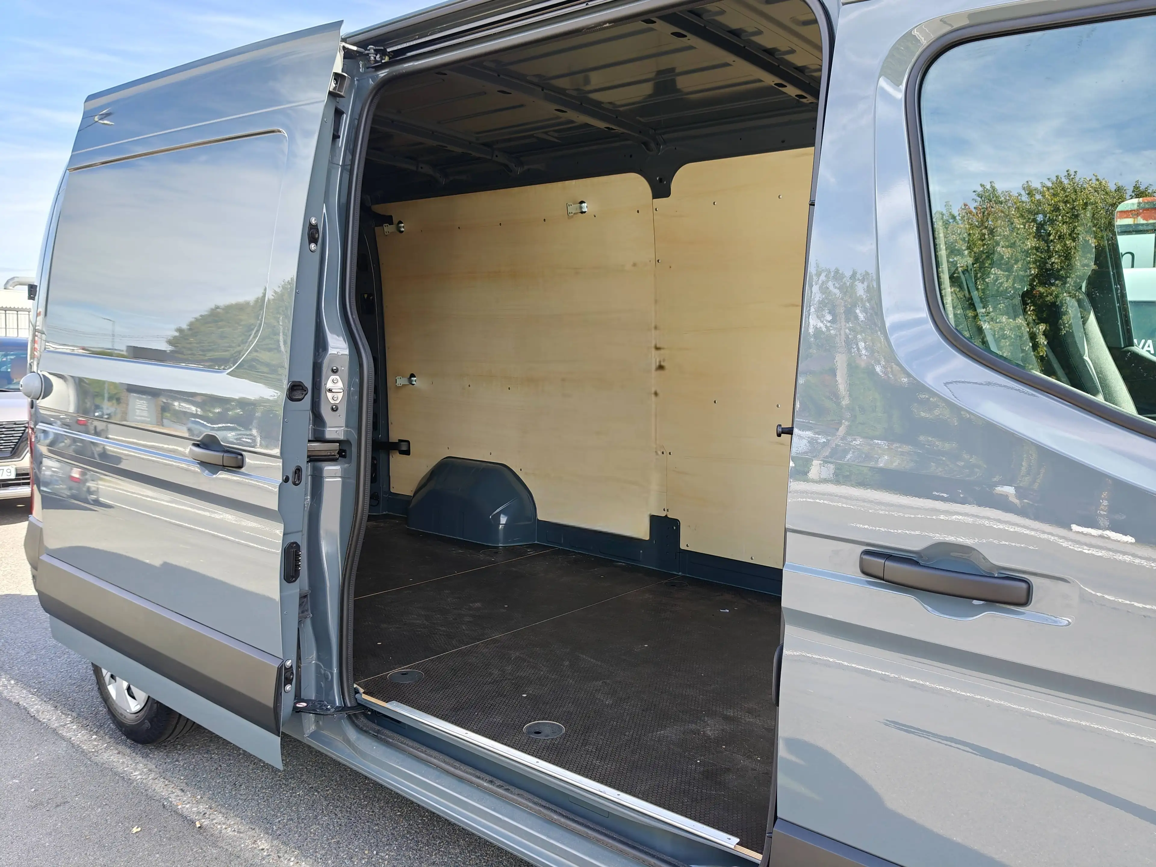 Nissan Interstar 2.0 DCI 150CV L3H2 *CARPLAY*CARGO PACK*ATTACHE REMORQUE*REPOSE PIEDS — photo 4
