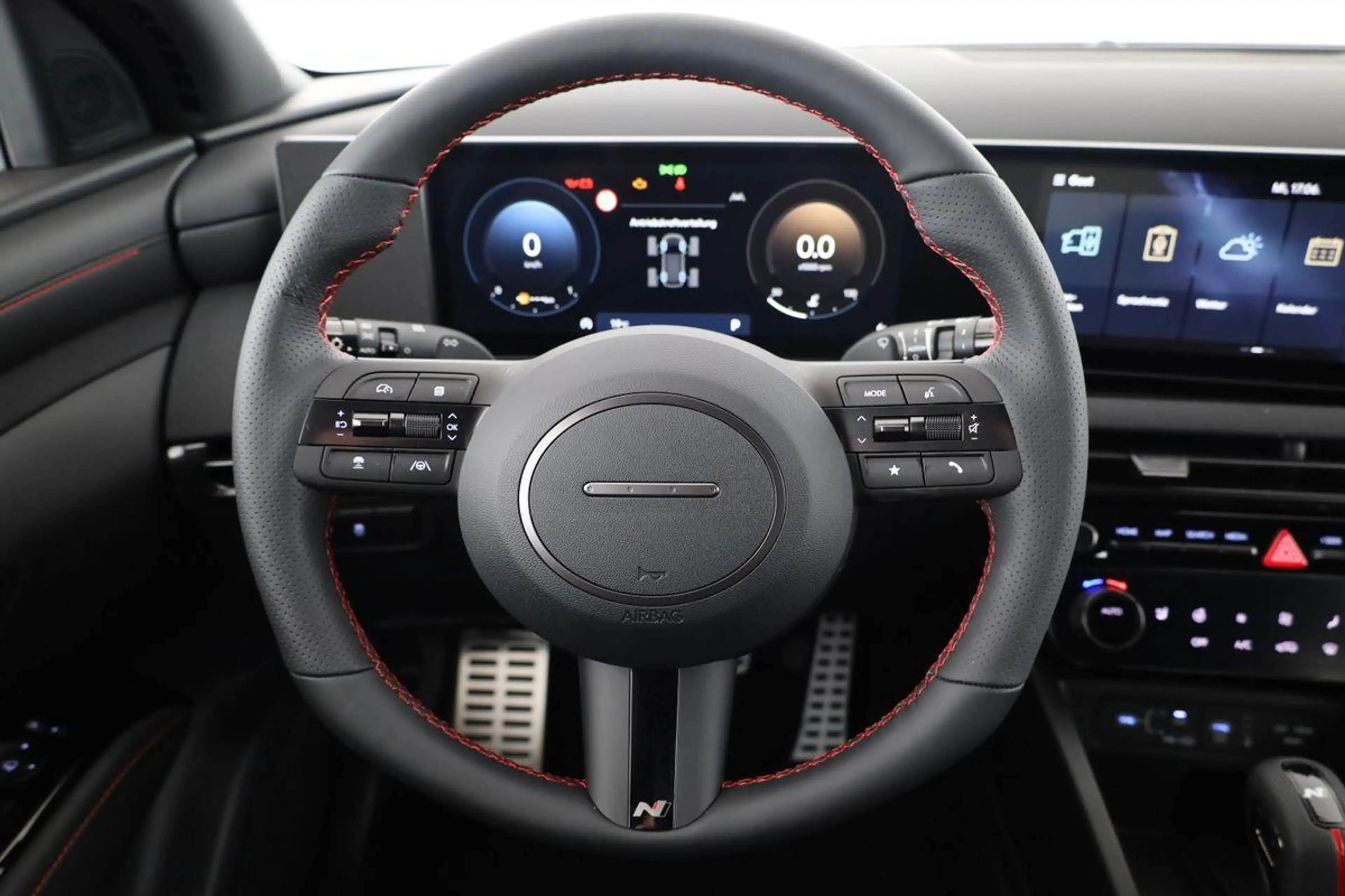 Hyundai TUCSON 1.6 T-GDI DCT 4WD N-LINE, el. Klappe, Teilleder... — photo 5