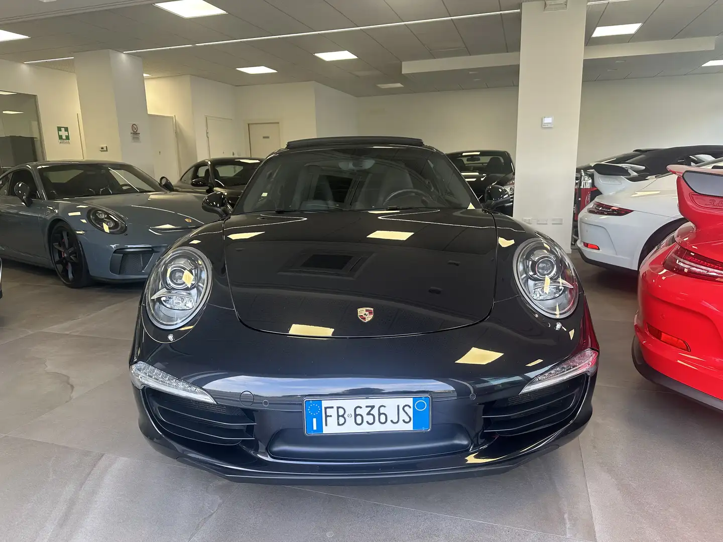 Porsche 991 911  Coupe 3.8 Carrera 4S TETTO SCARICO FULL Nero - 2