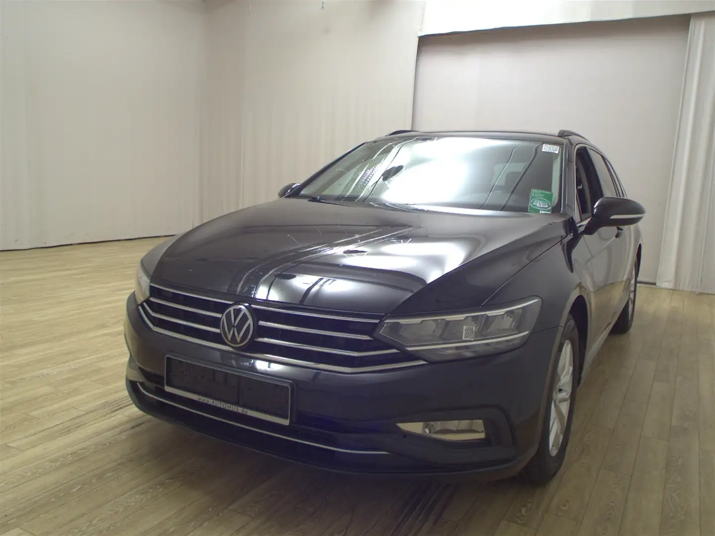 Volkswagen Passat Var. 2.0 TDI Business Navi LED RfK ACC Noir - 2