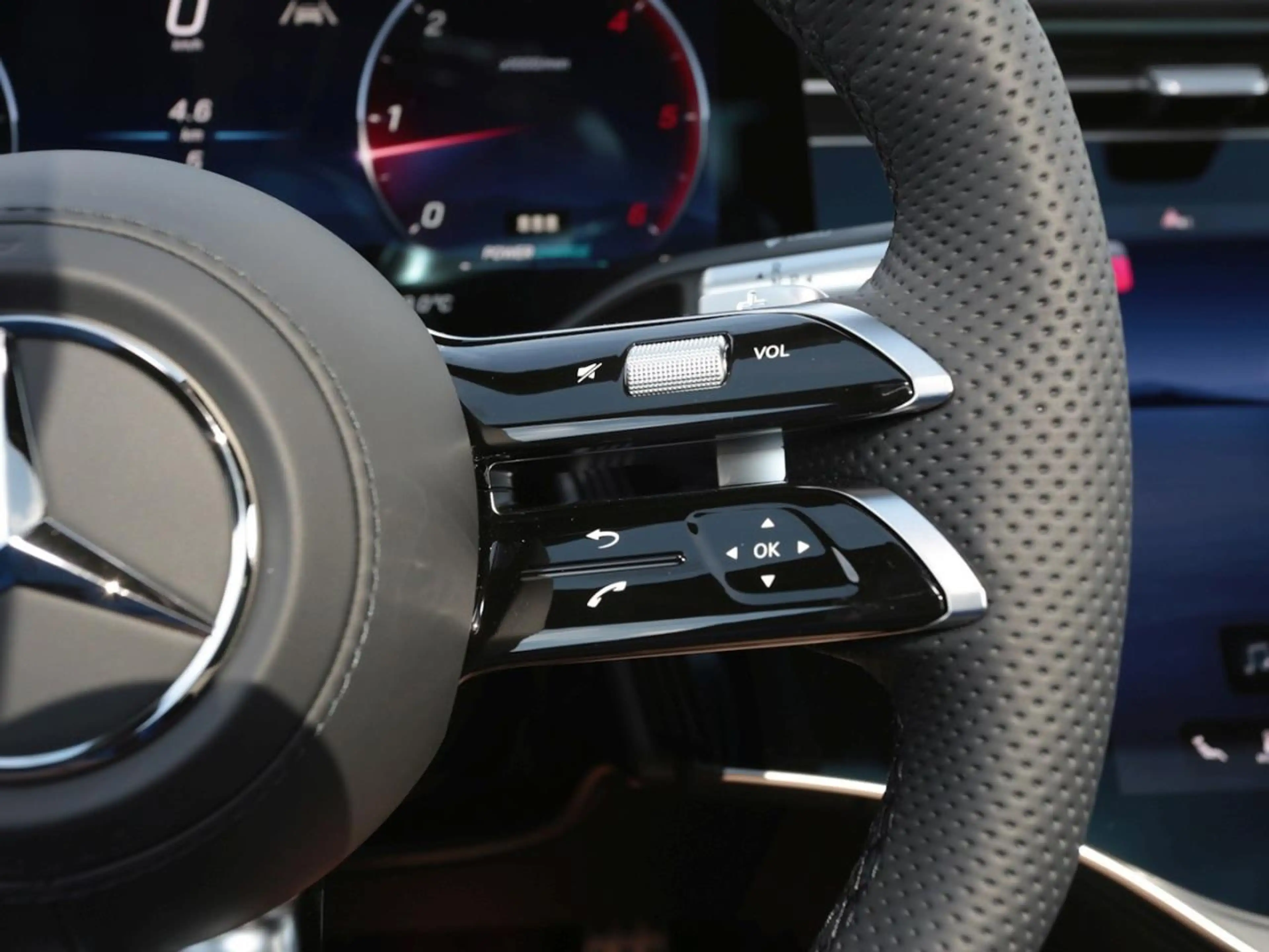 Mercedes-Benz S 450 d 4MATIC Limousine Langversion AMG Panorama — photo 10