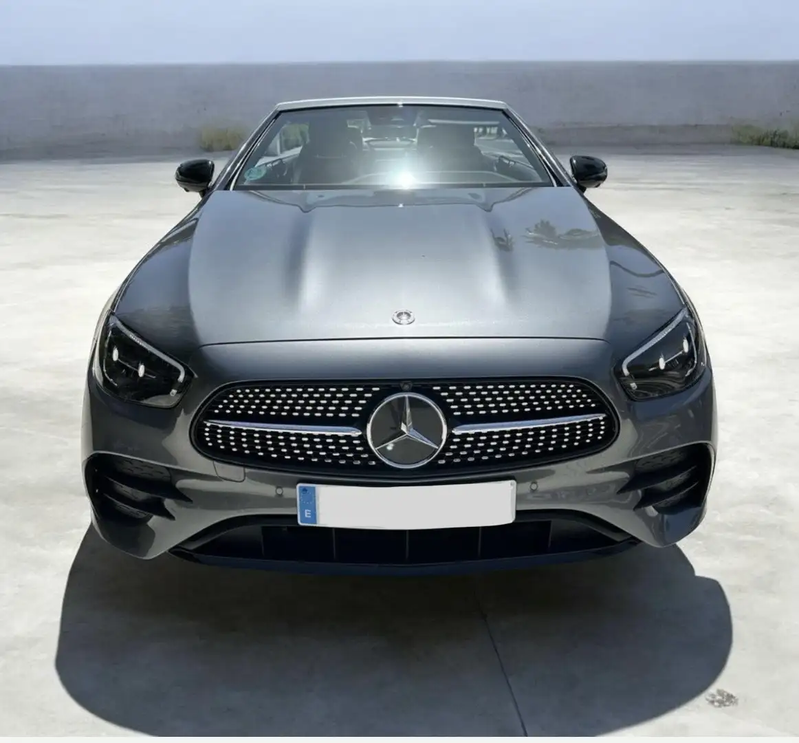 Mercedes-Benz E 220 d Cabrio 9G-TRONIC AMG Line - 1