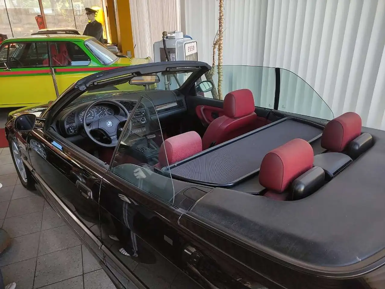 BMW 328 i E36 Cabrio Aut., foto 5