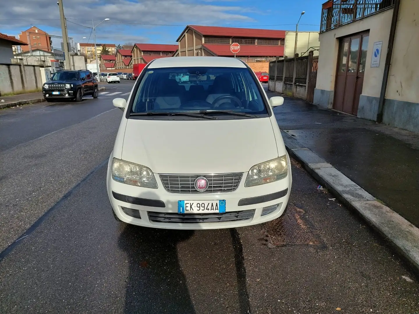 Fiat Idea 1.4 16v Emotion s&s Blanco - 1