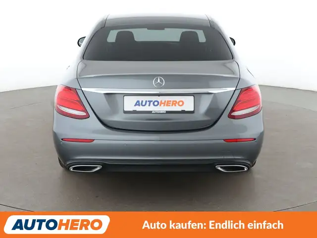 Mercedes-Benz E-Class view 5