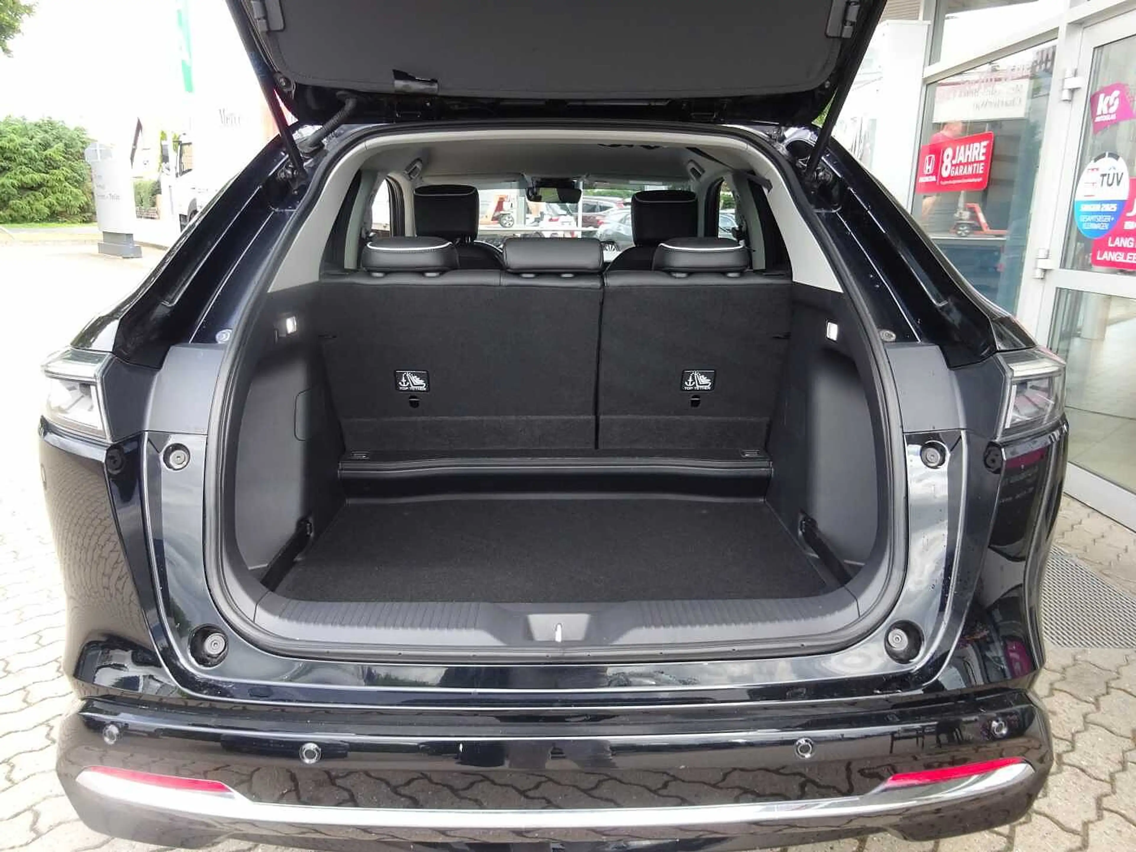 Honda e:Ny1 e:Ny1 — photo 9