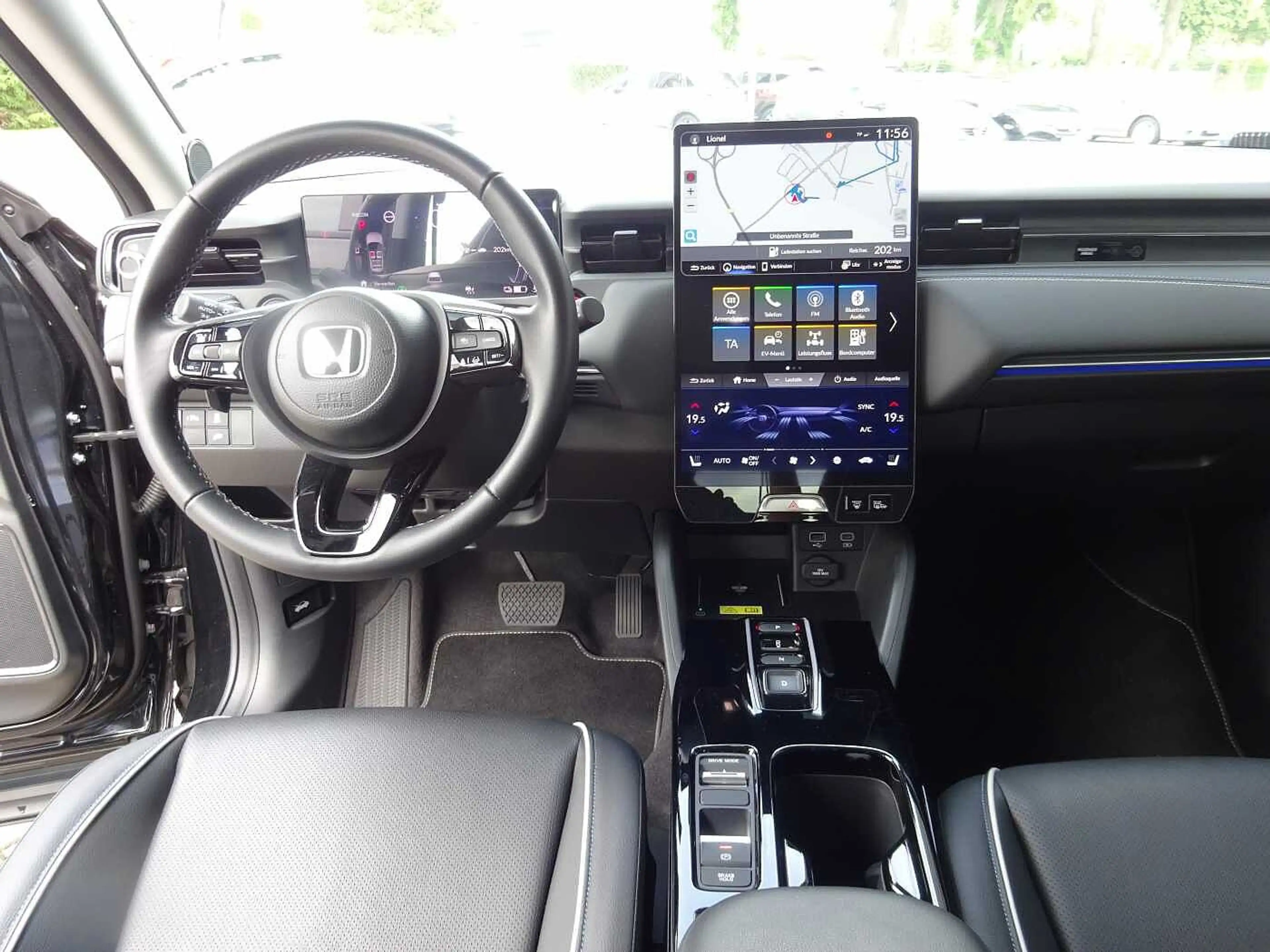 Honda e:Ny1 e:Ny1 — photo 14