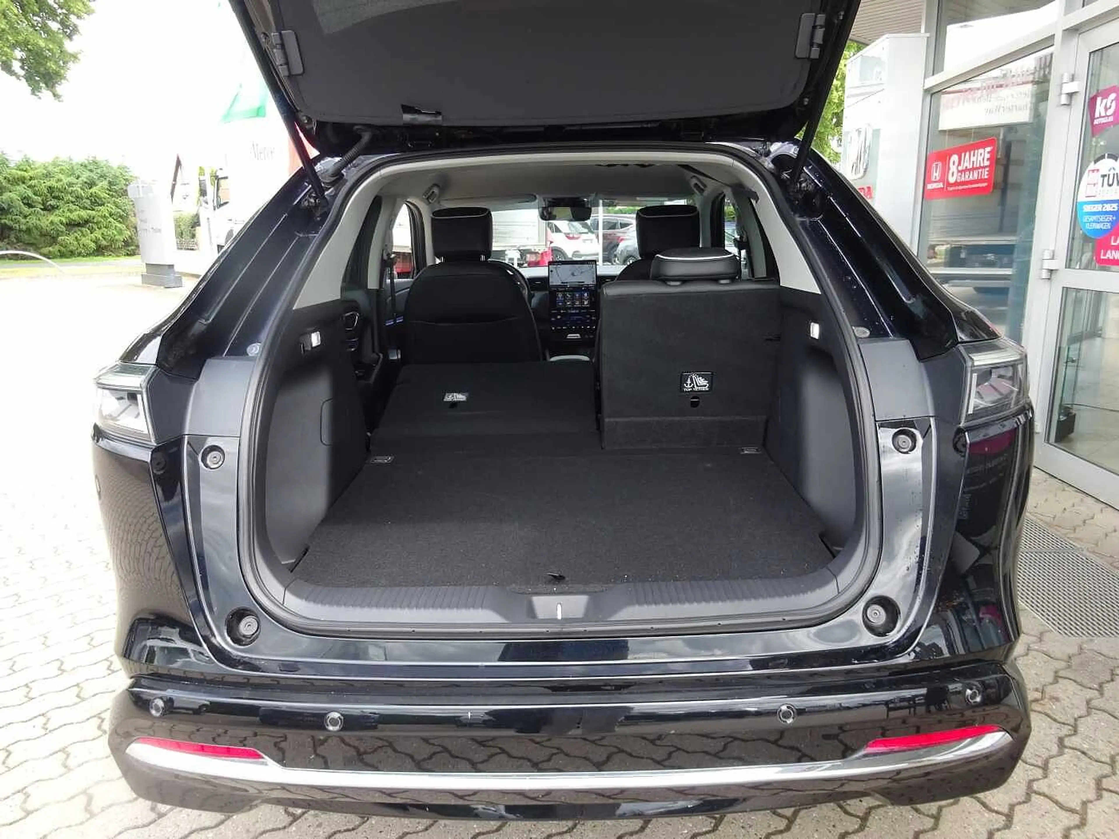 Honda e:Ny1 e:Ny1 — photo 10