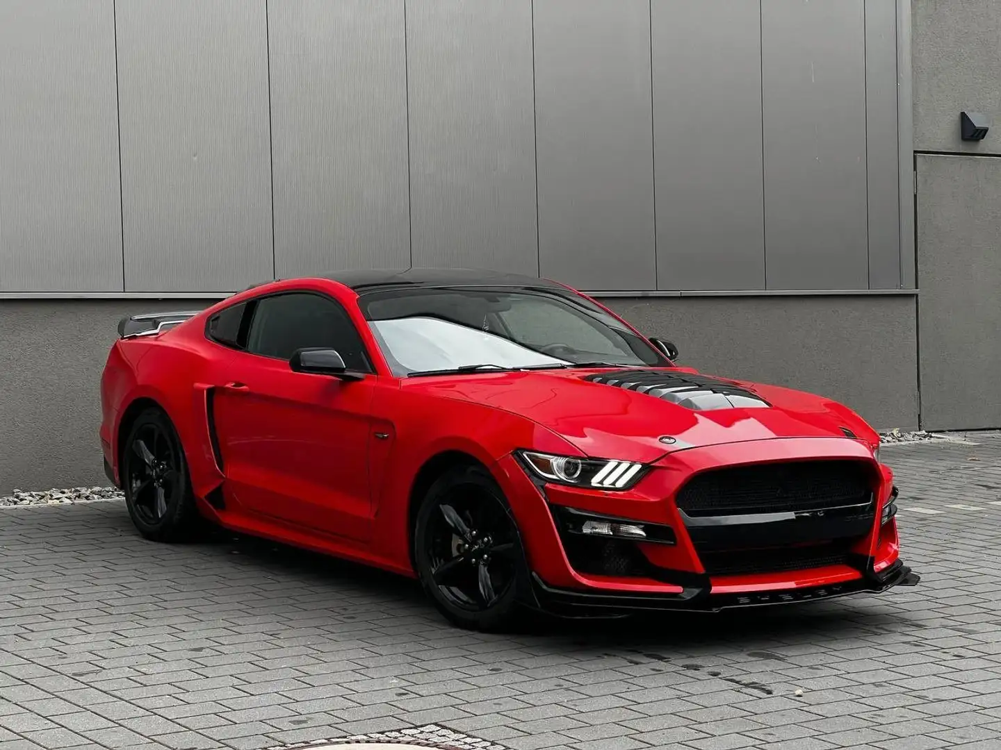 Ford Mustang 3,7 V6 Auto Shelby Umbau Red - 1