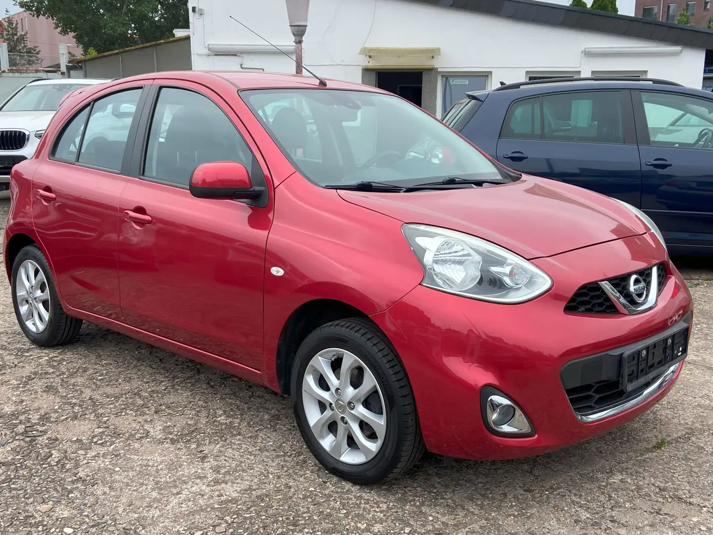 Nissan Micra Acenta Aut./Klimaaut./Tempomat/Sitzheizung/USB/AUX Rot - 1