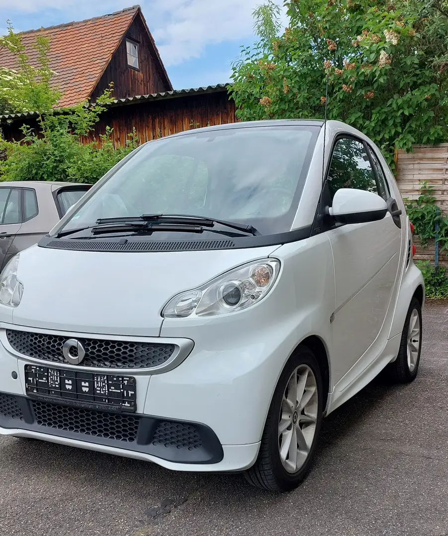 smart forTwo Facelift Sitzheizung Panoramadach Weiß - 2