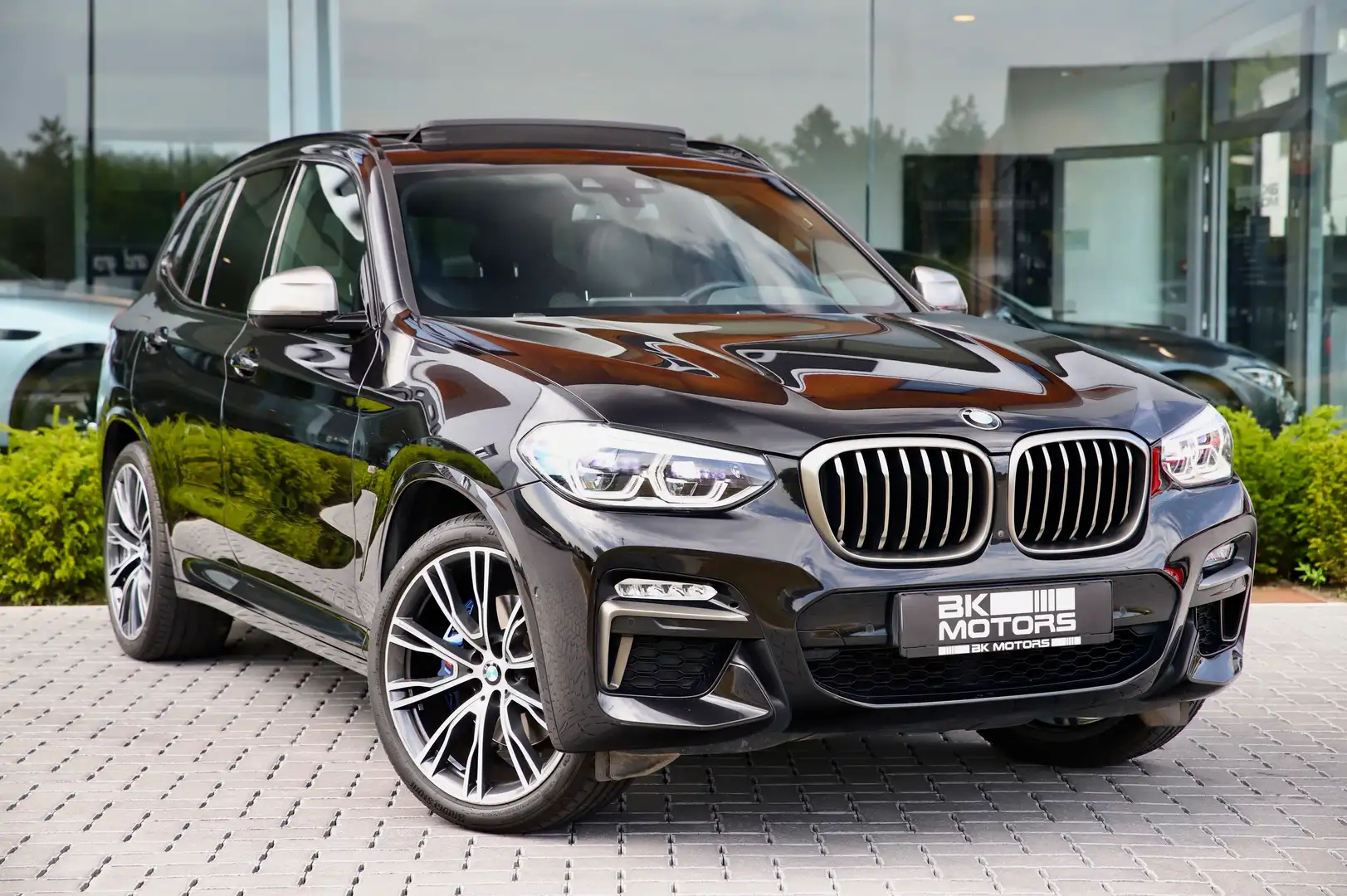 BMW X3 M M40i / FULL OPTION / TVAC 21% /H&K/PANO/360/CARPLY Zwart - 1