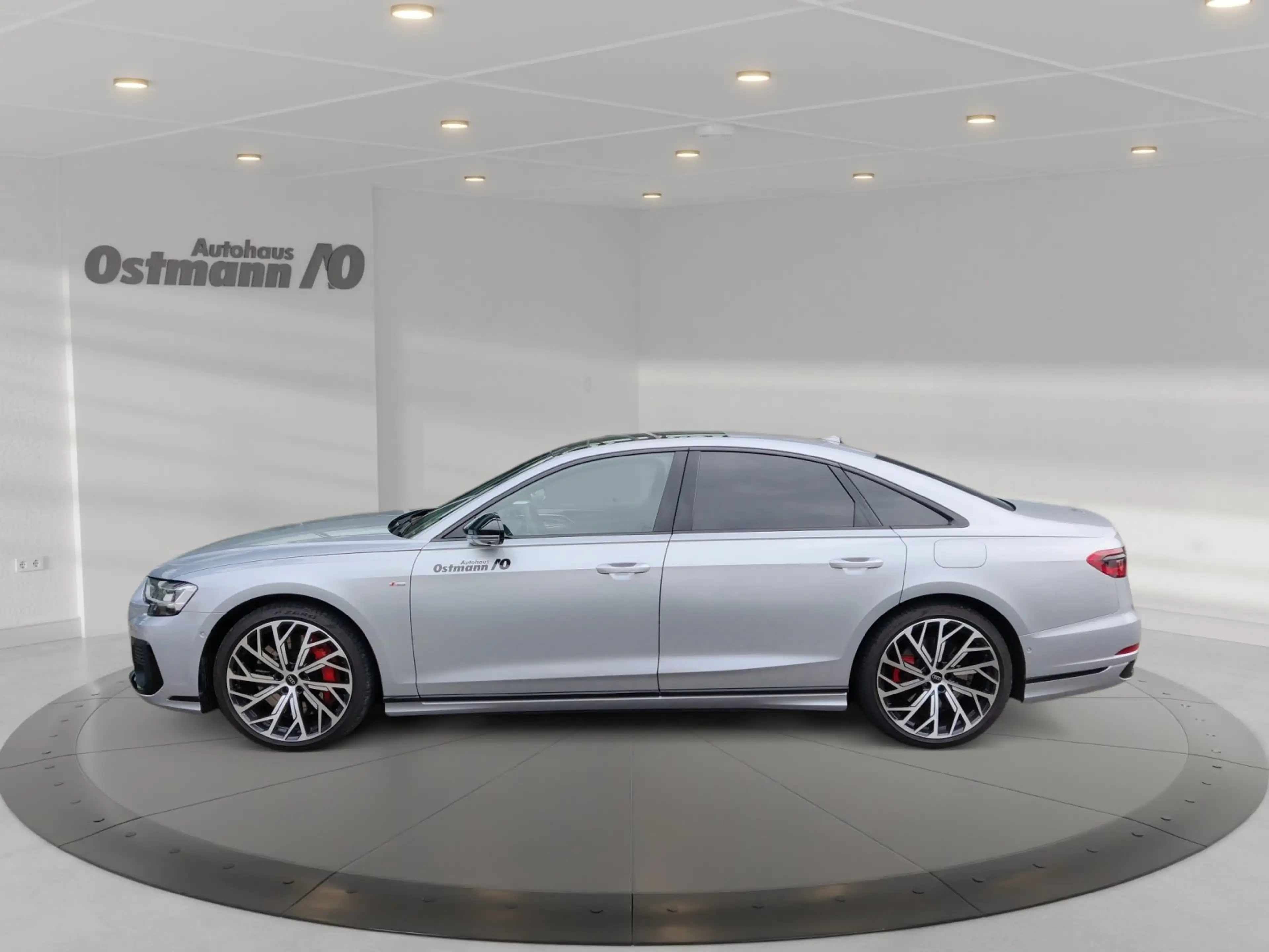 Audi A8 60 3.0 TFSI-e quattro 360 21Zoll 0,5% Verst. — photo 2