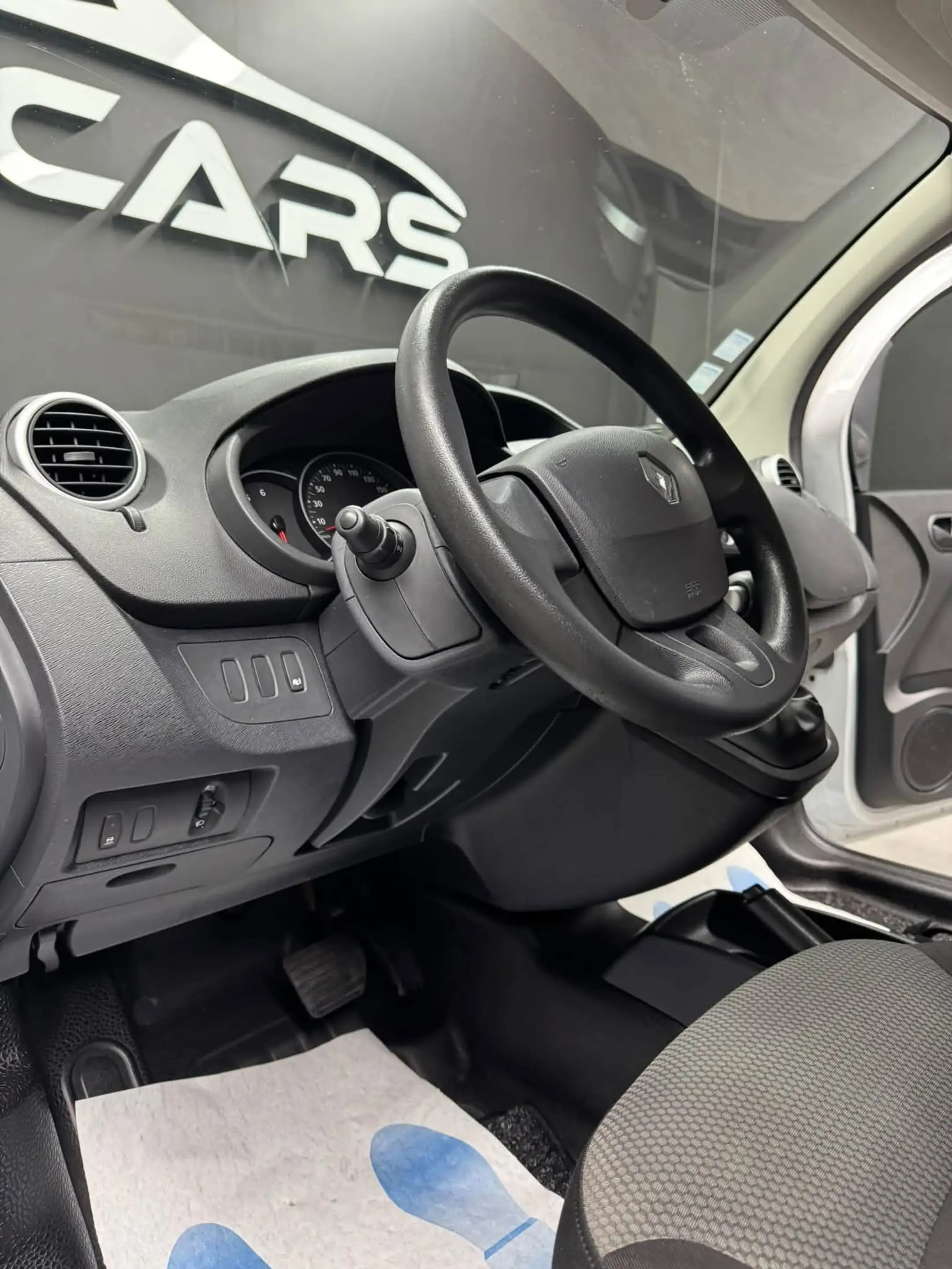 Renault Kangoo Kangoo 1.2 TCe Utilitaire 2 places **12 mois de garantie** — photo 8