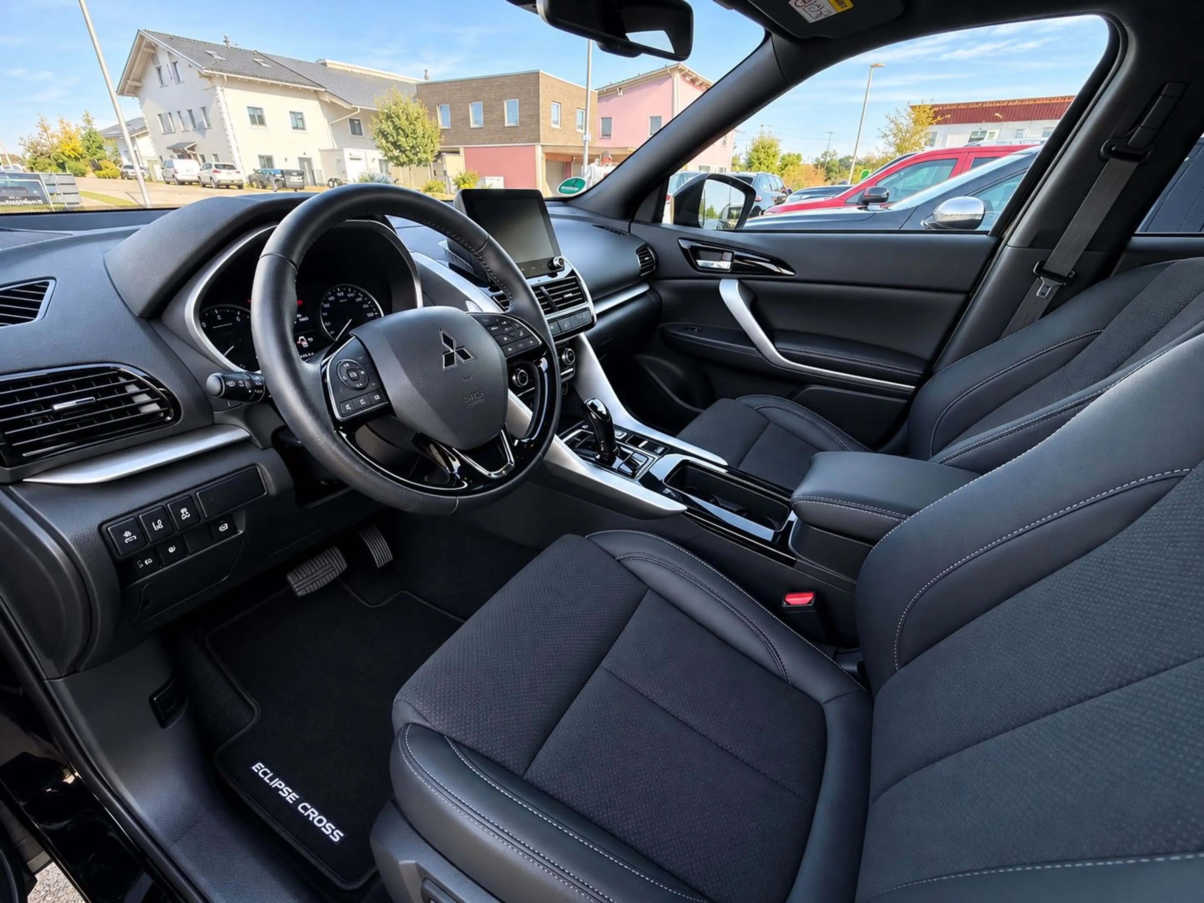 Mitsubishi Eclipse Cross Plus Hybrid 4WD LED LEDER ALU KAM — photo 7