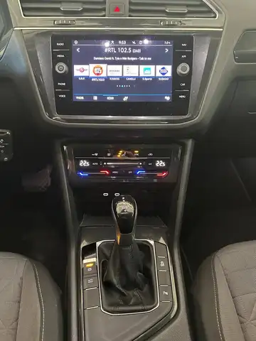 Volkswagen Tiguan view 15