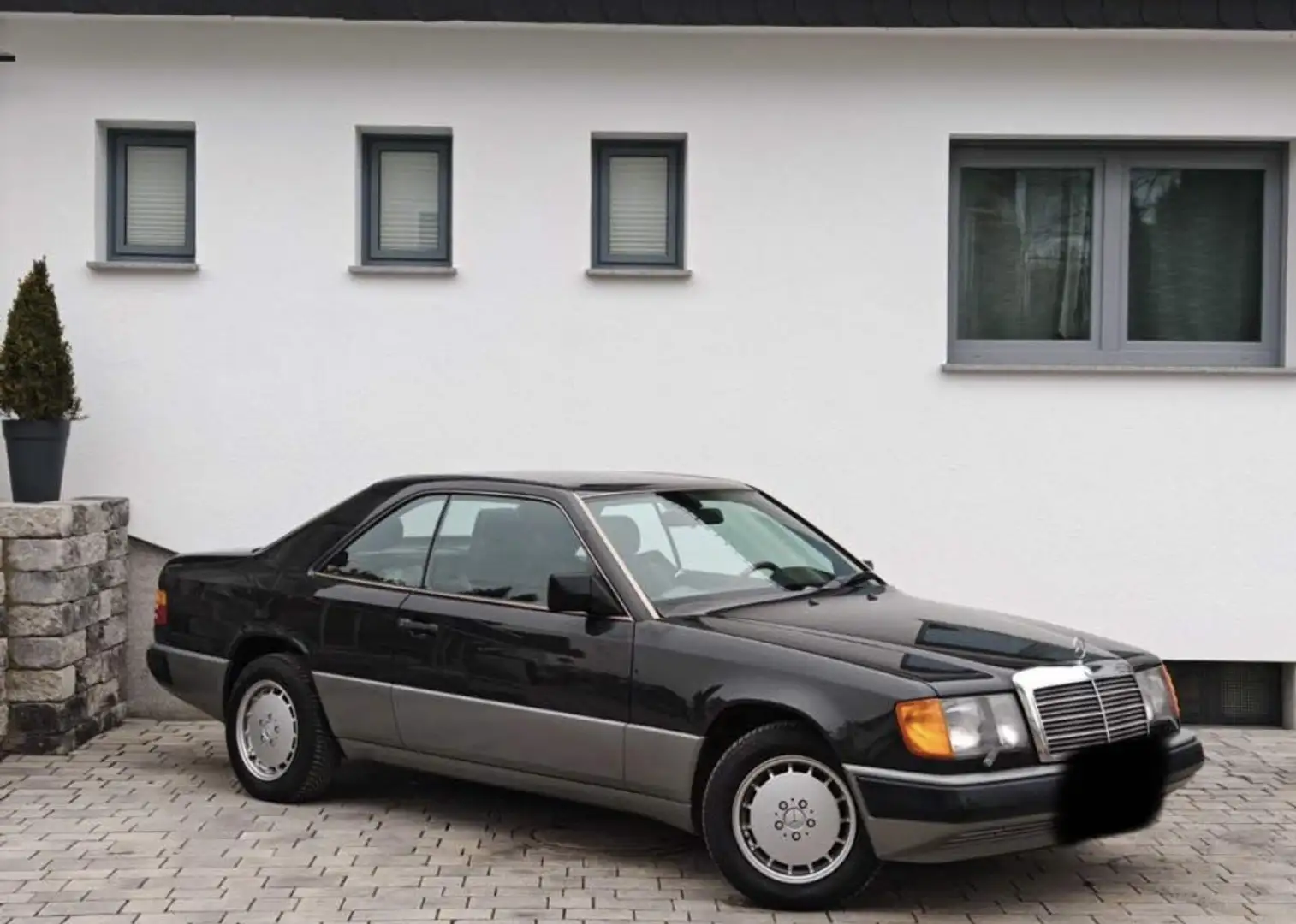 Mercedes-Benz CE 300 - 1