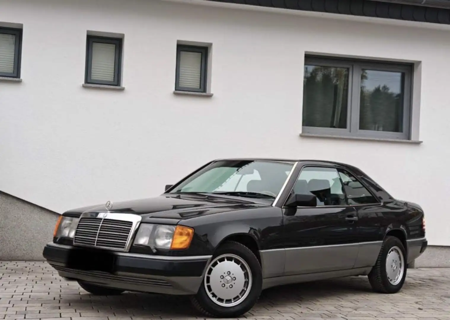 Mercedes-Benz CE 300 - 2