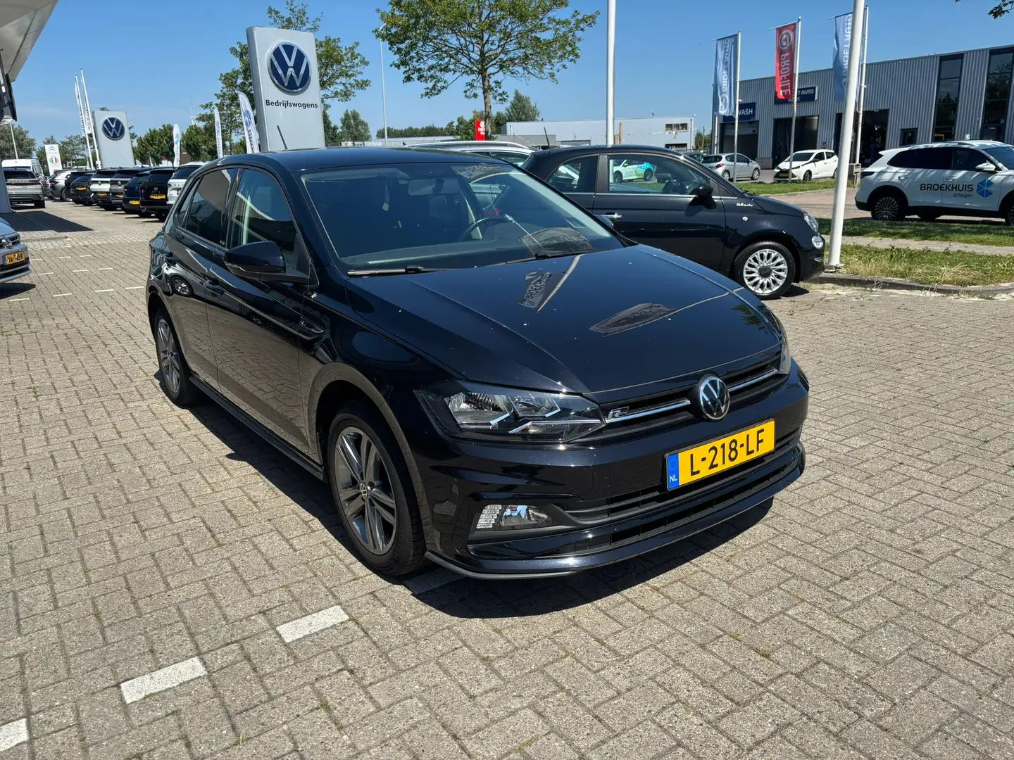 Volkswagen Polo 1.0 TSI 95 pk R-Line Edition | Apple Carplay/Andro Zwart - 2