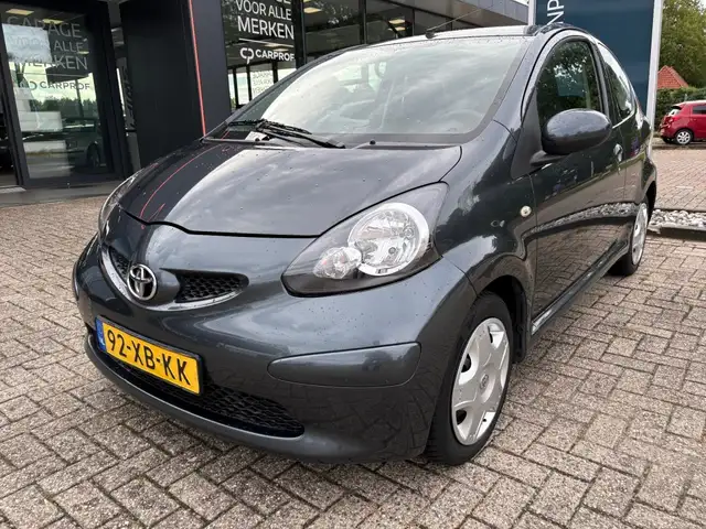 2007 Toyota Aygo in Grey for sale