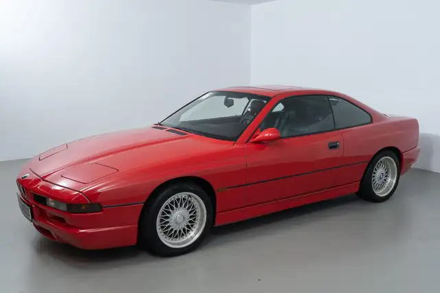 BMW 850 CSI