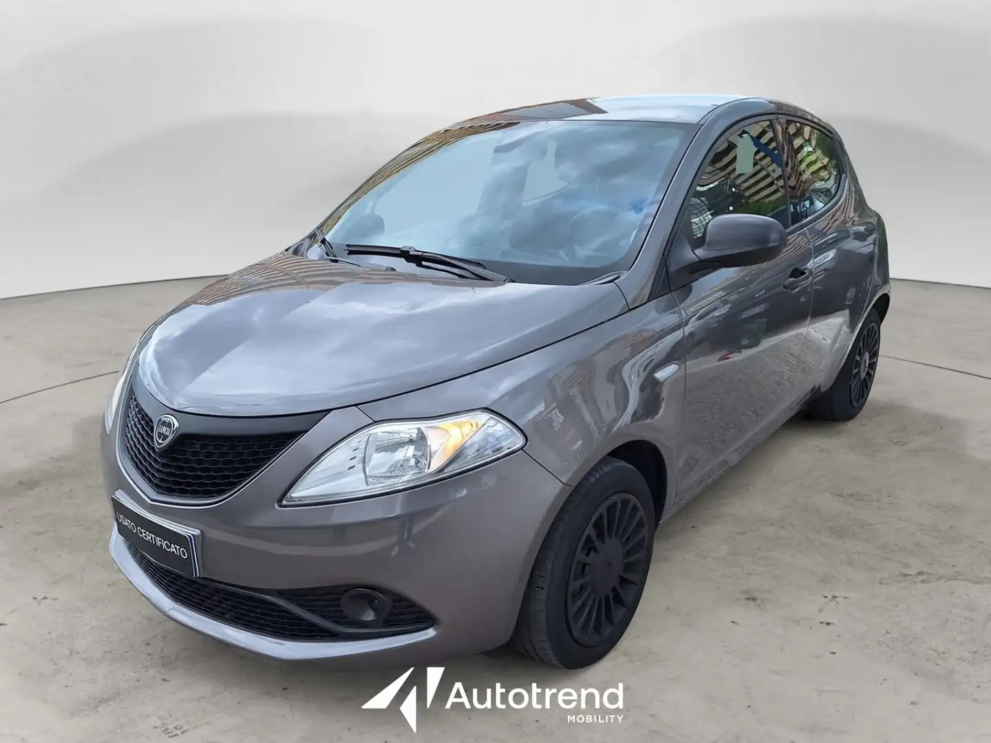 Lancia Ypsilon 1.0 FireFly 70 CV 5 porte Hybrid Ecochic Silver S Gris - 1