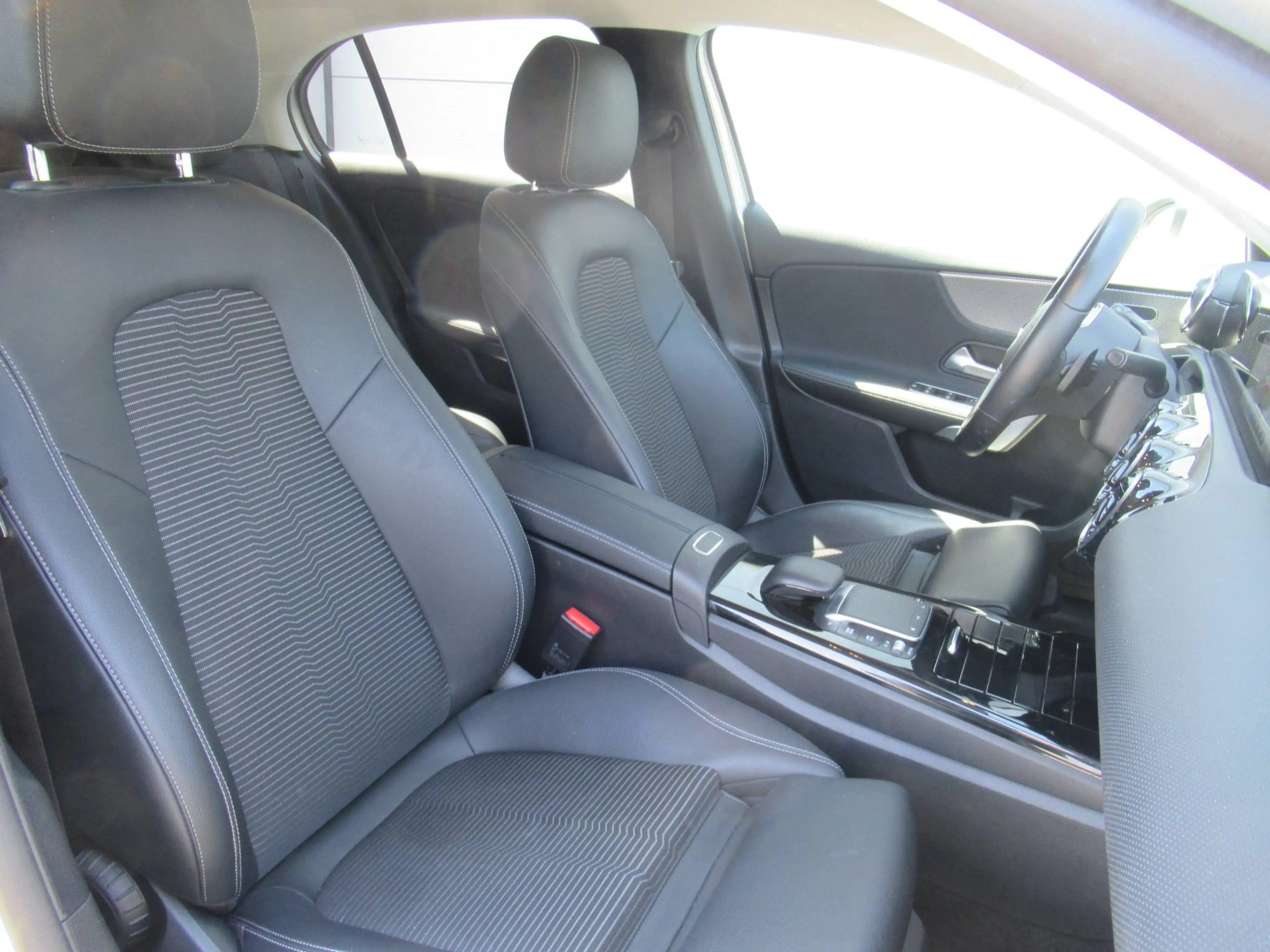 Mercedes-Benz A 250 e /€15.500 netto / 1/2 leder / Navi / Wide / Carplay / ... — photo 10