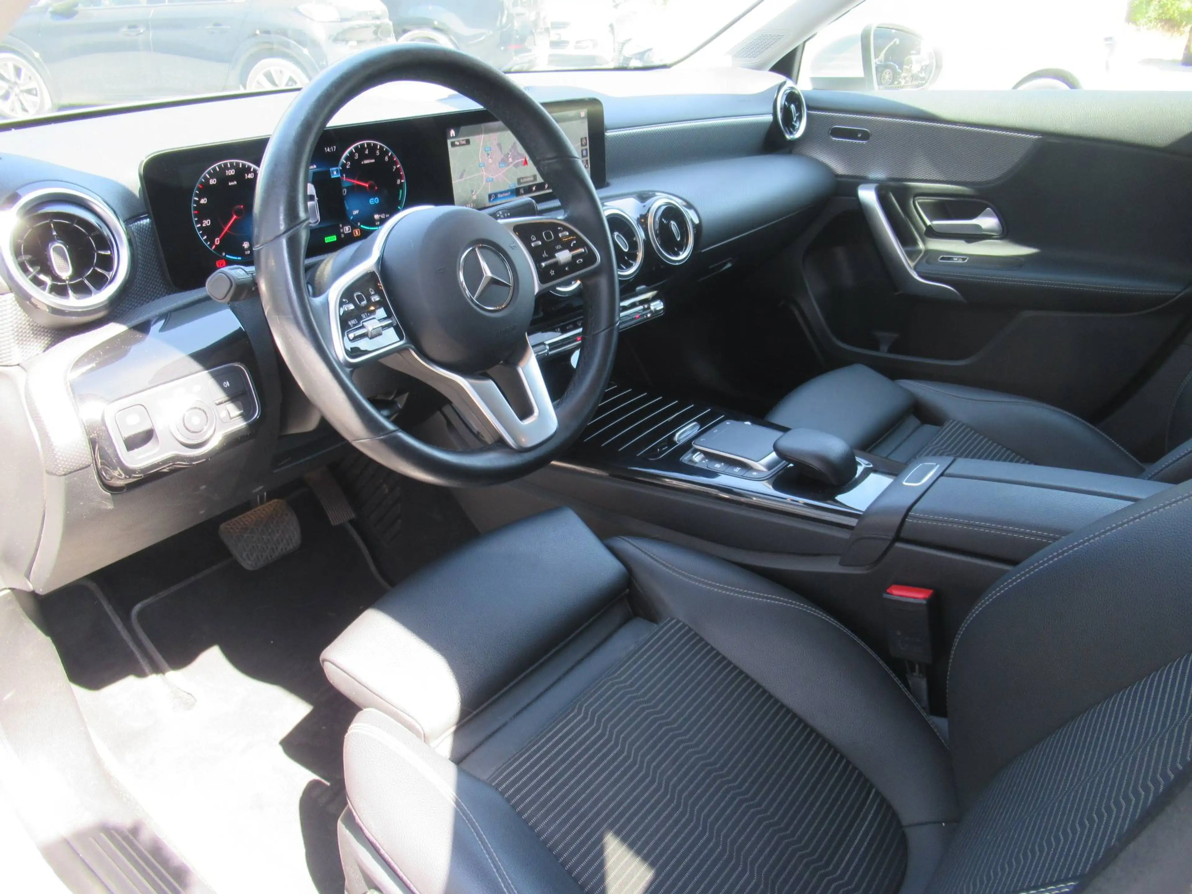 Mercedes-Benz A 250 e /€15.500 netto / 1/2 leder / Navi / Wide / Carplay / ... — photo 13
