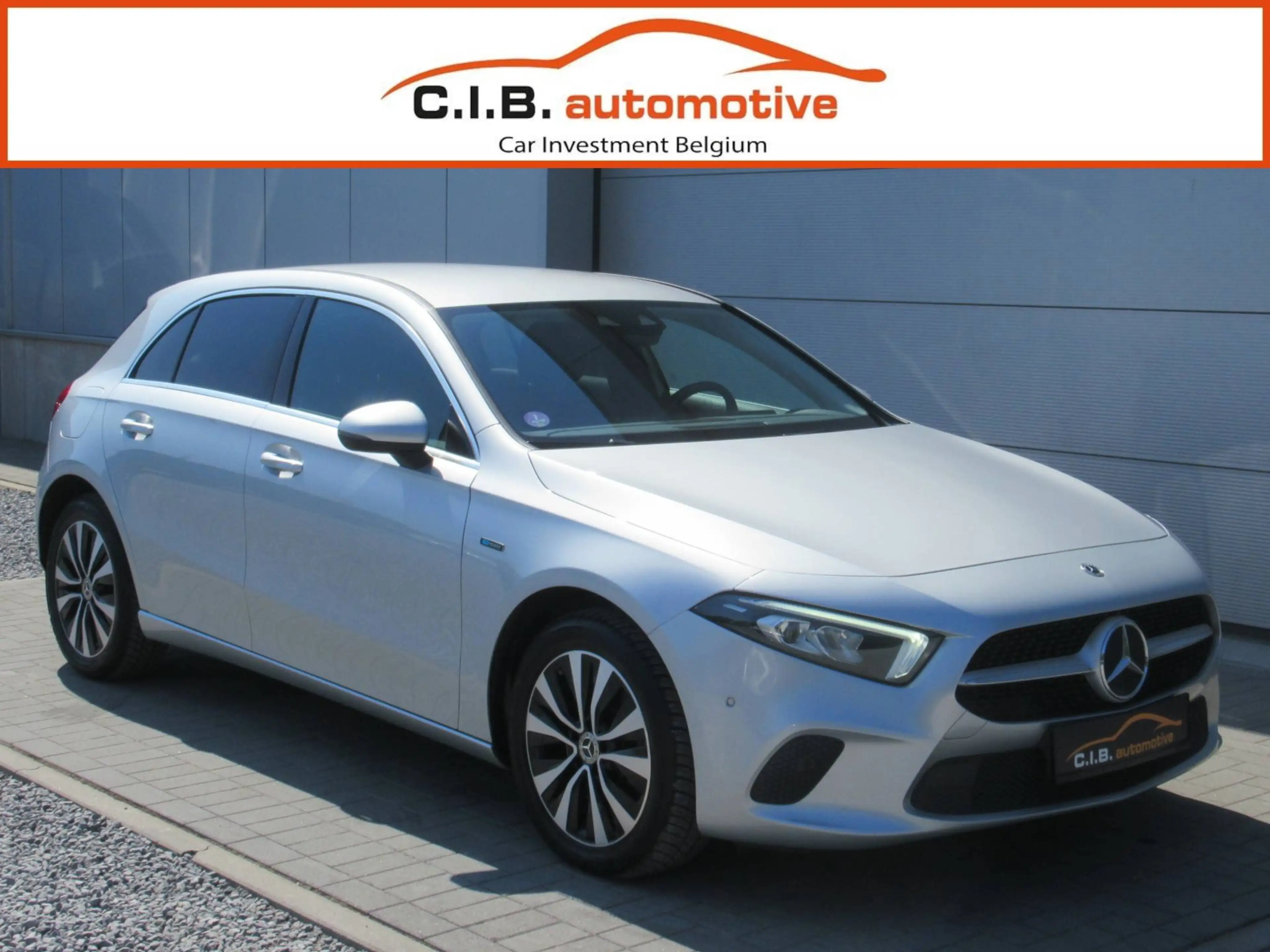 Mercedes-Benz A 250 e /€15.500 netto / 1/2 leder / Navi / Wide / Carplay / ...