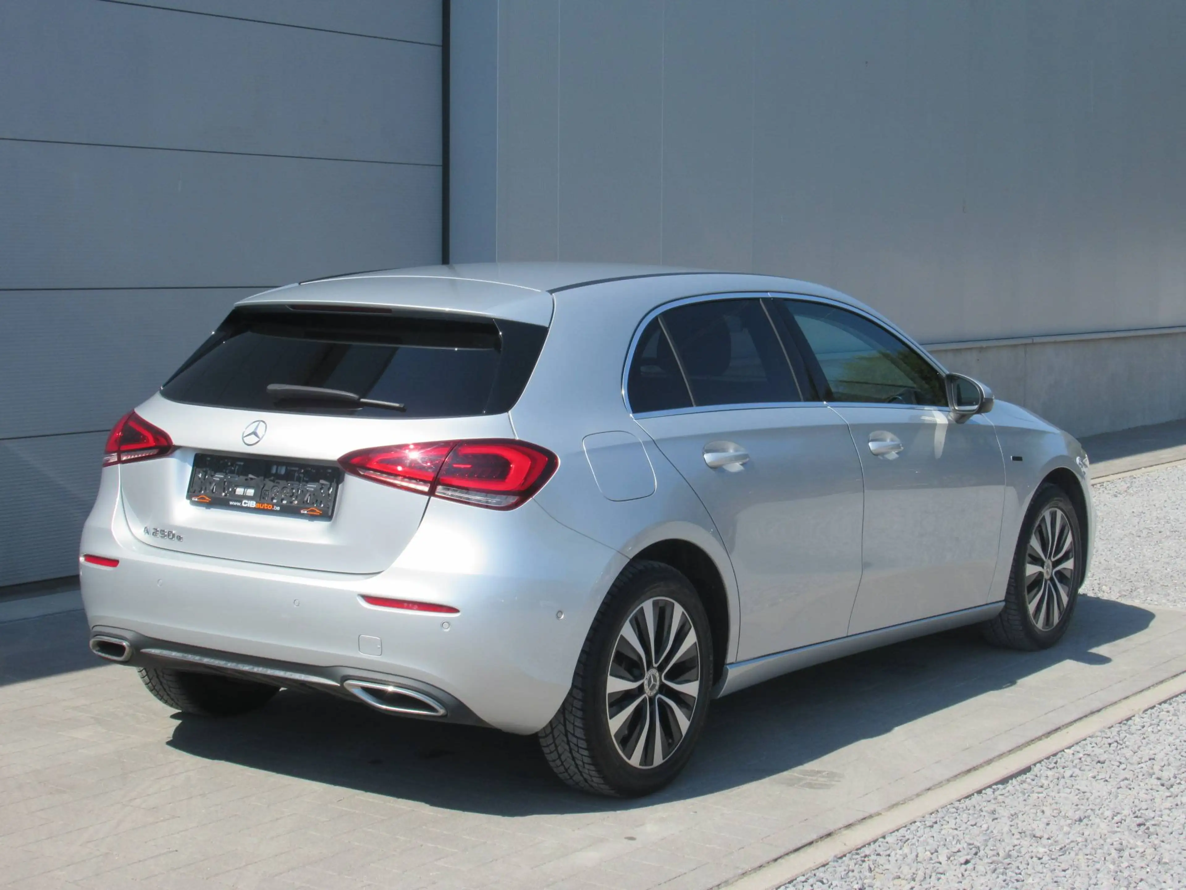 Mercedes-Benz A 250 e /€15.500 netto / 1/2 leder / Navi / Wide / Carplay / ... — photo 3