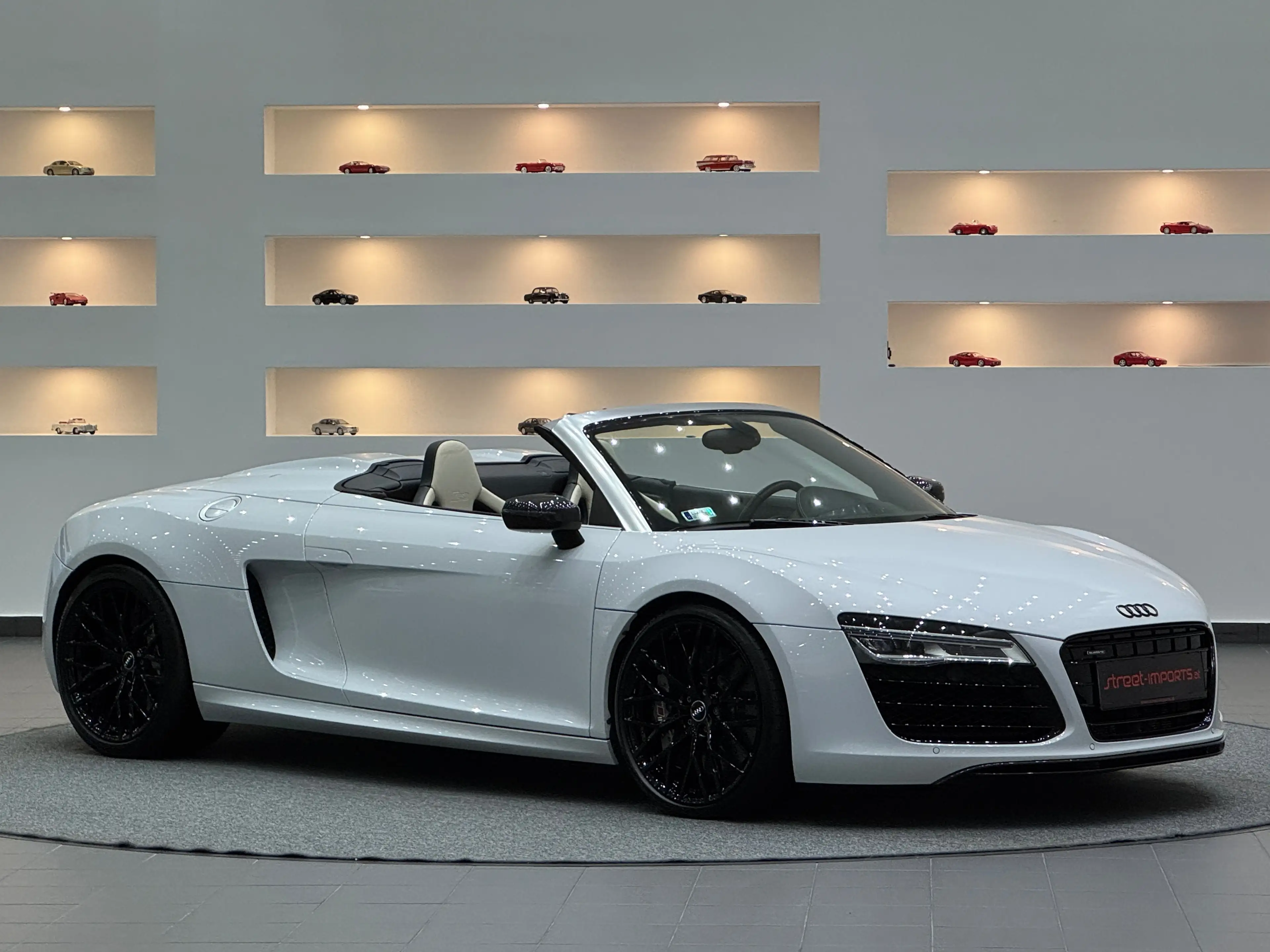 Audi R8 5.2 FSI quattro — photo 6